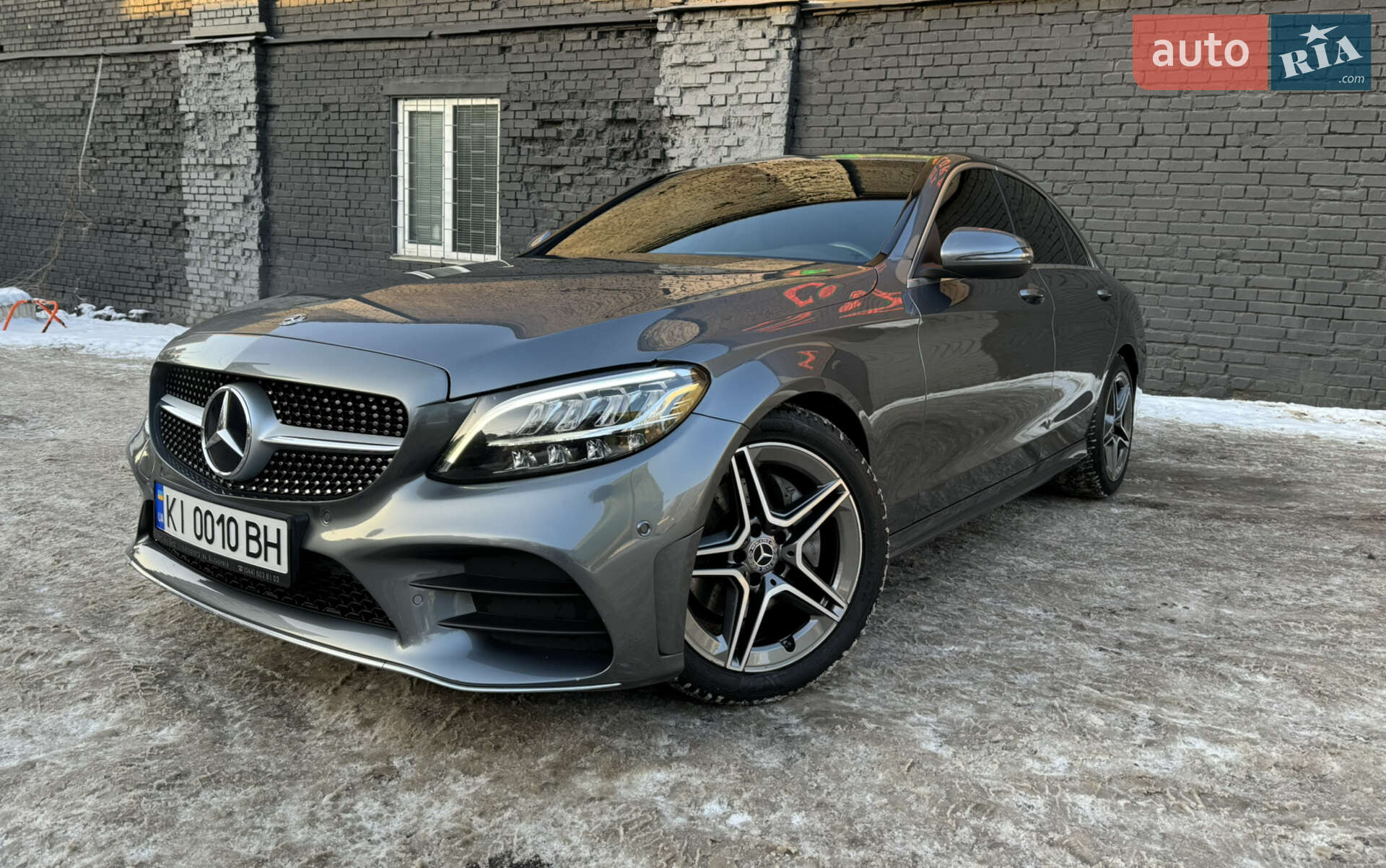 MERCEDES-BENZ C 180 2019