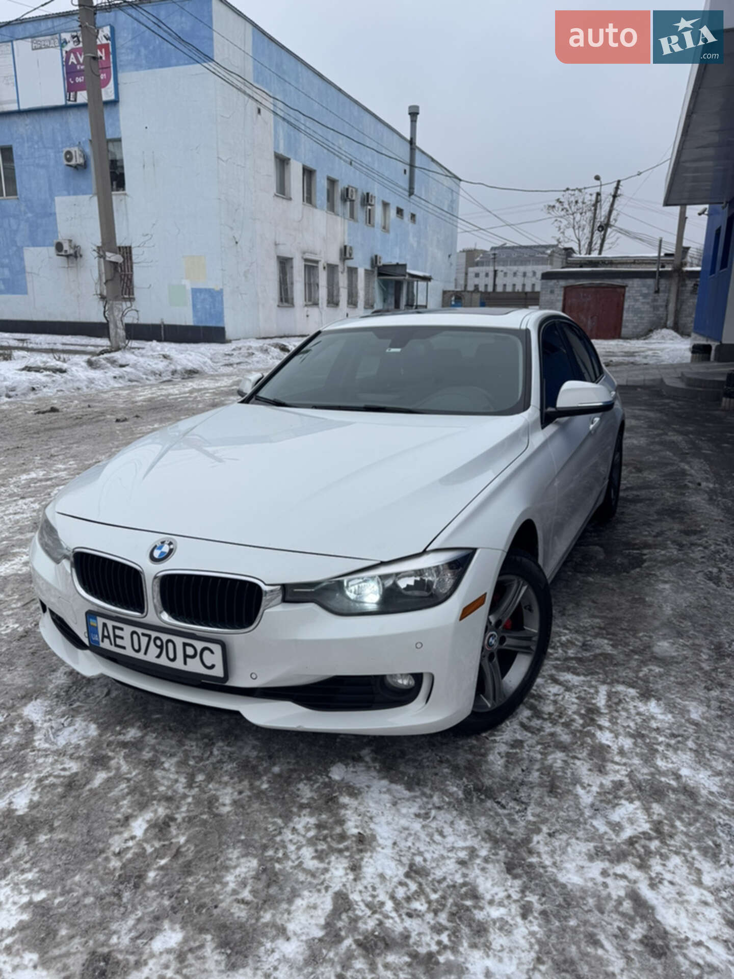 Головне фото звіту автомобіля BMW 328I XDRIVE 2015