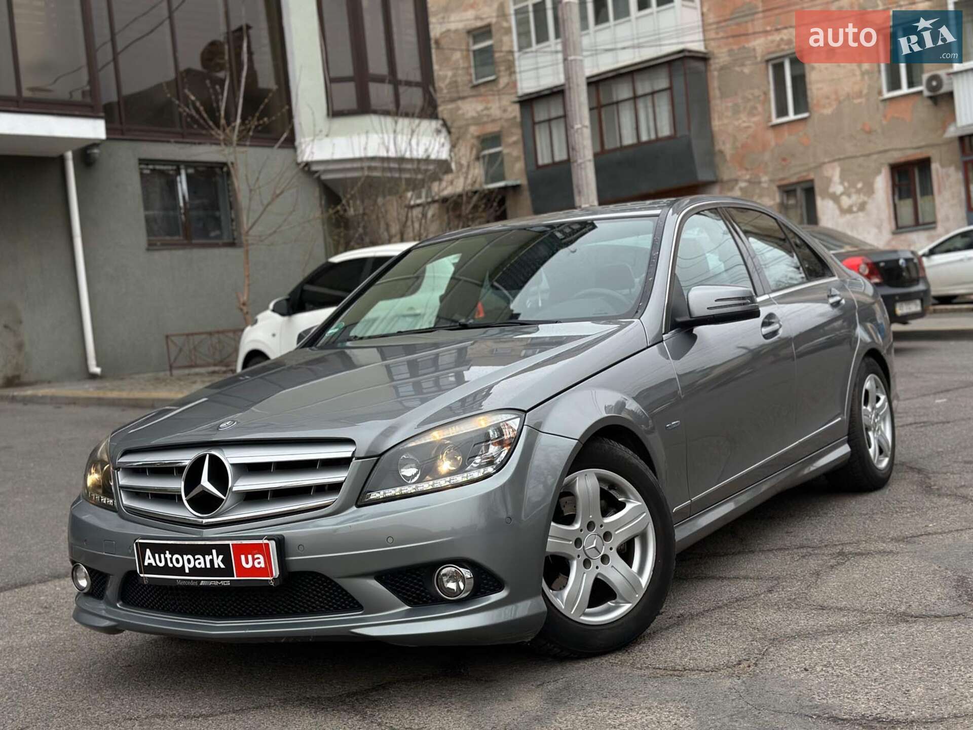 MERCEDES-BENZ C 180 2010