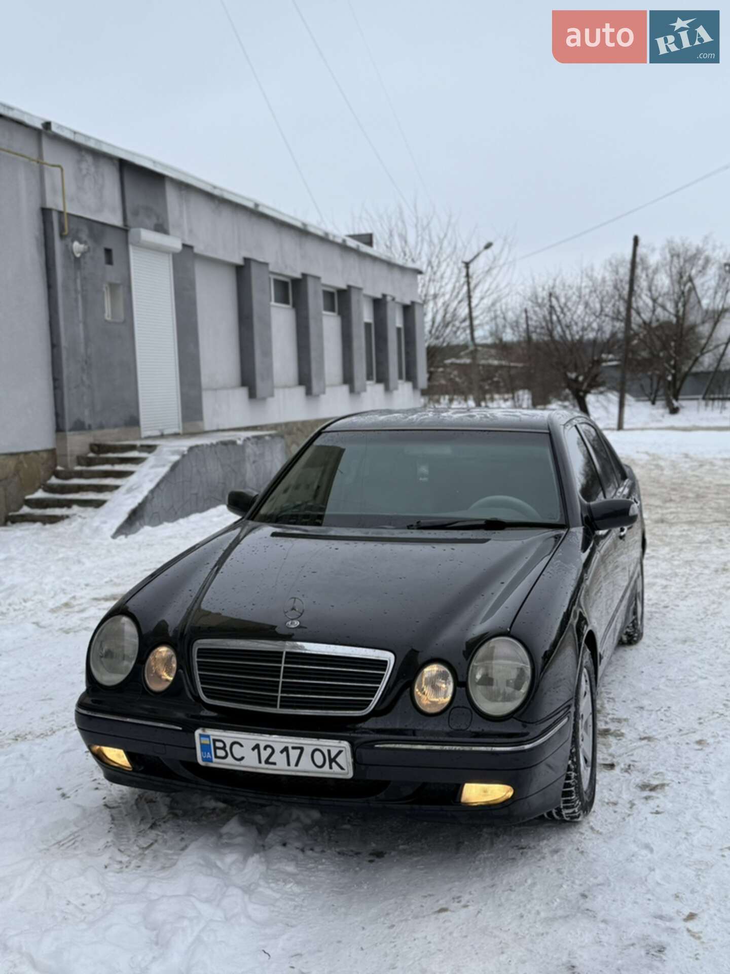 MERCEDES-BENZ E 320 2000