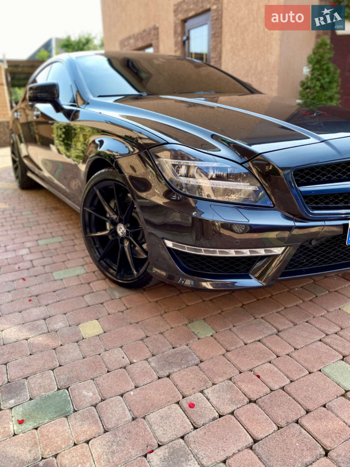 MERCEDES-BENZ CLS 63 AMG 2012
