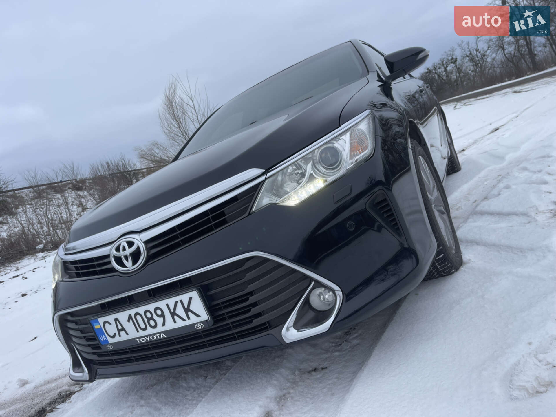 TOYOTA CAMRY