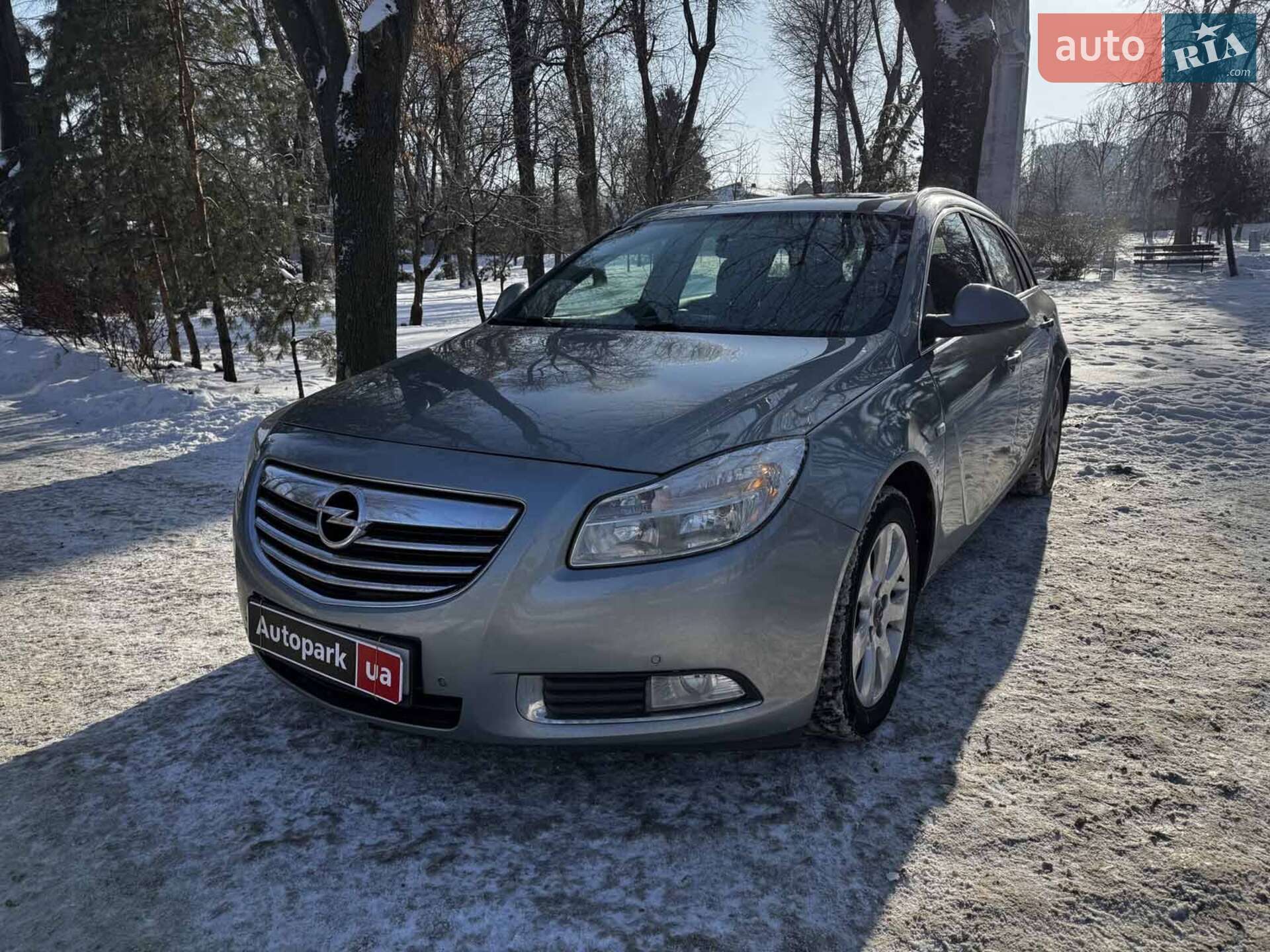 OPEL INSIGNIA SPORTS TOURER 2013