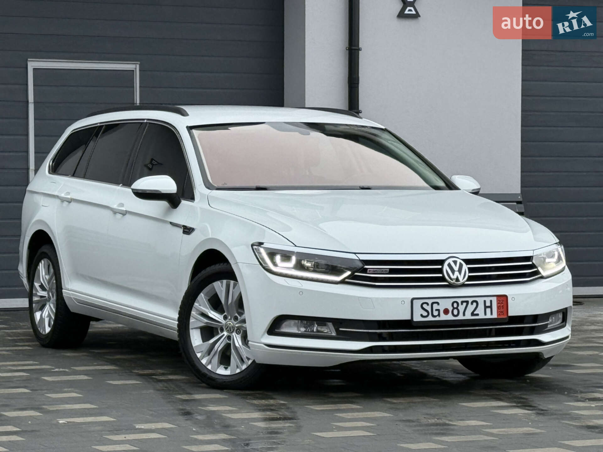VOLKSWAGEN PASSAT 2015