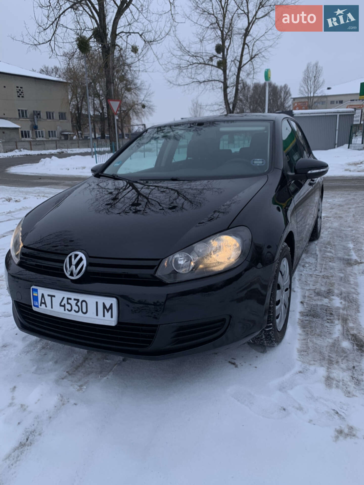 VOLKSWAGEN GOLF 2010