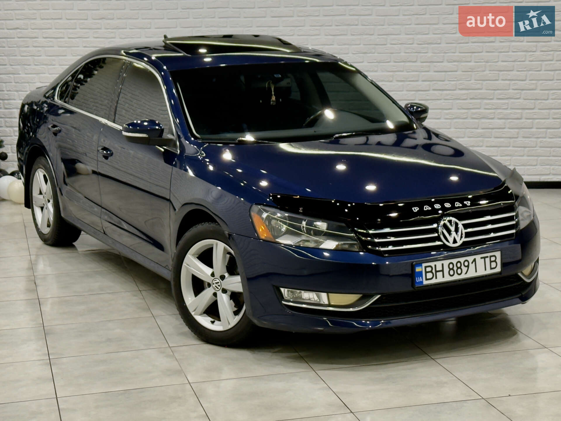 VOLKSWAGEN PASSAT 2013