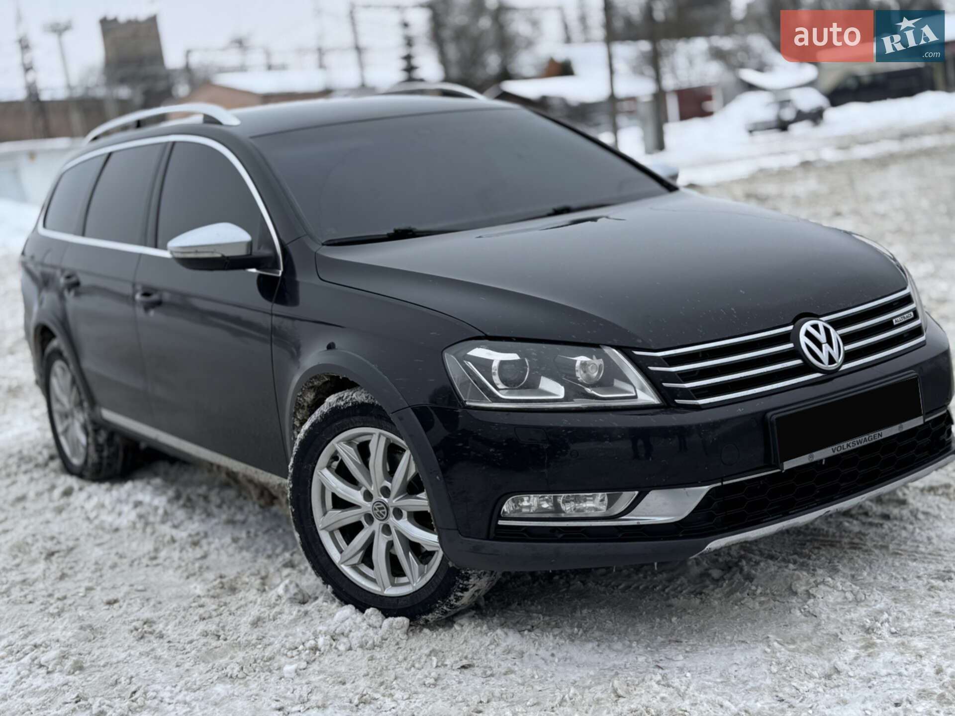 VOLKSWAGEN PASSAT 2012