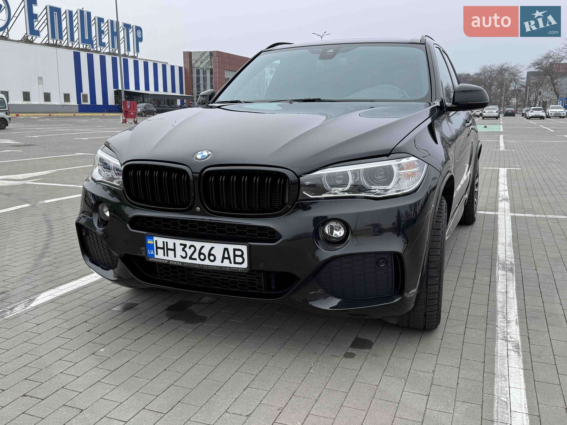 Головне фото звіту автомобіля BMW X5 2018