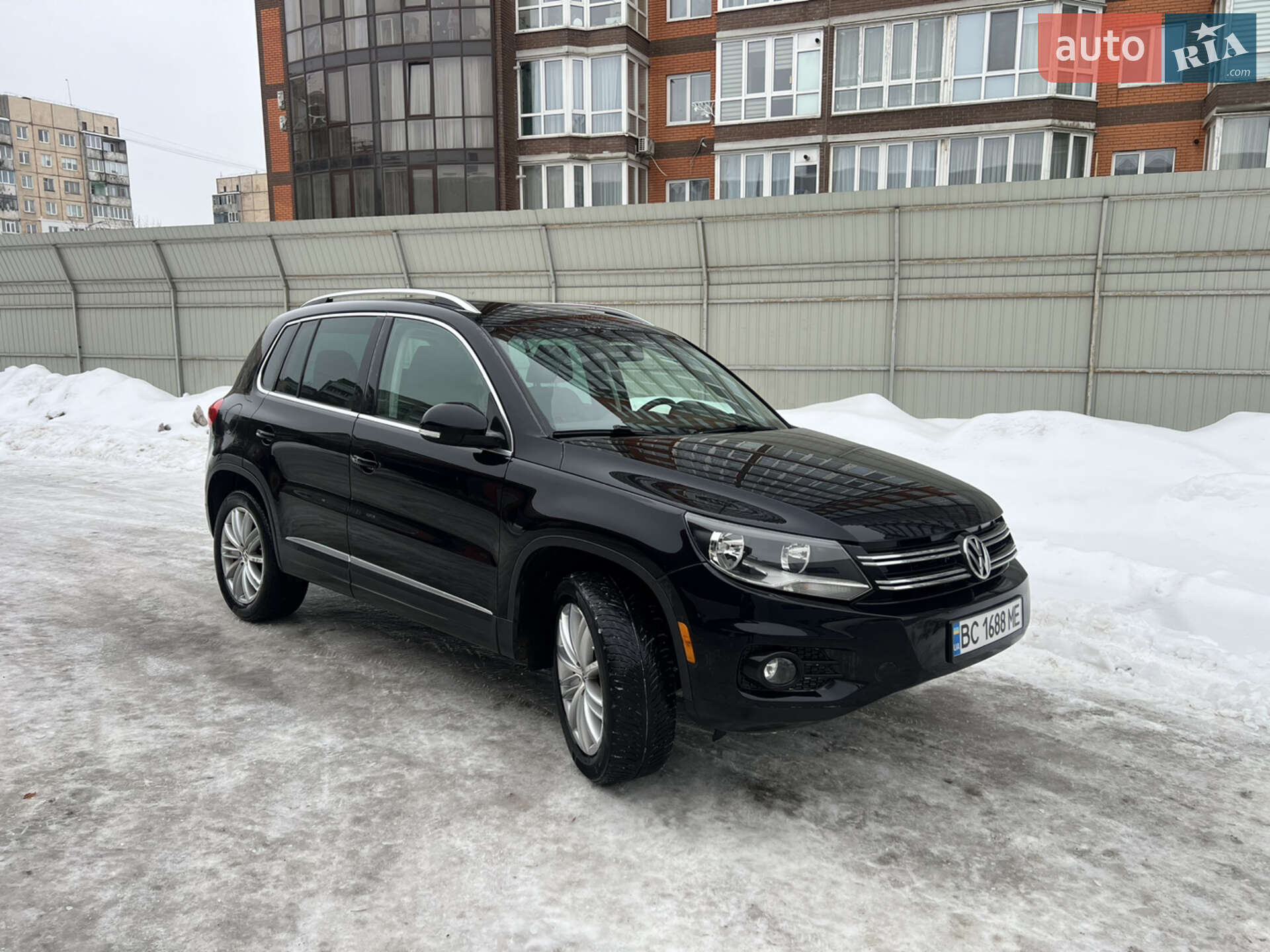 VOLKSWAGEN TIGUAN 2013