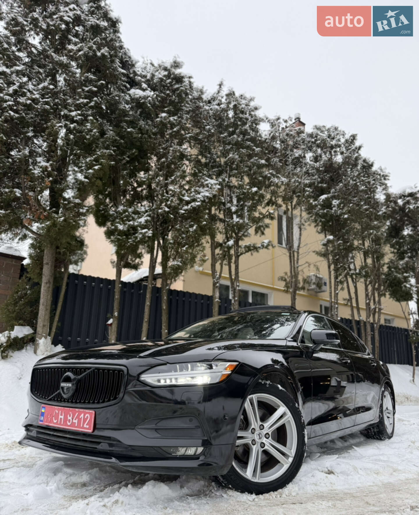 VOLVO S90 2017