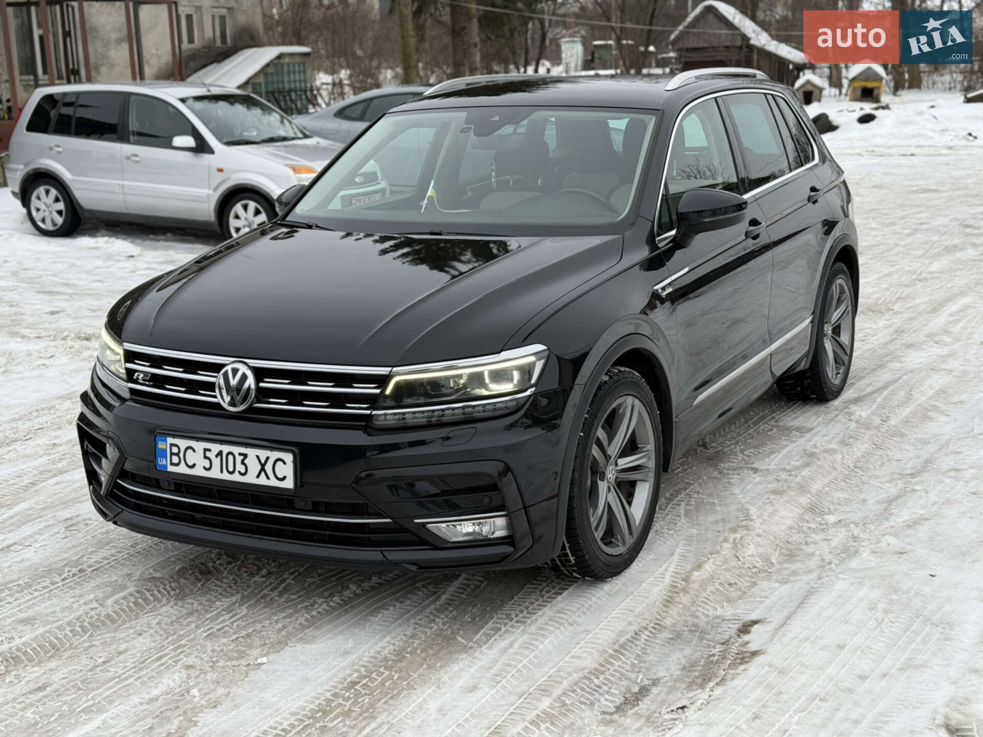 VOLKSWAGEN TIGUAN 2017
