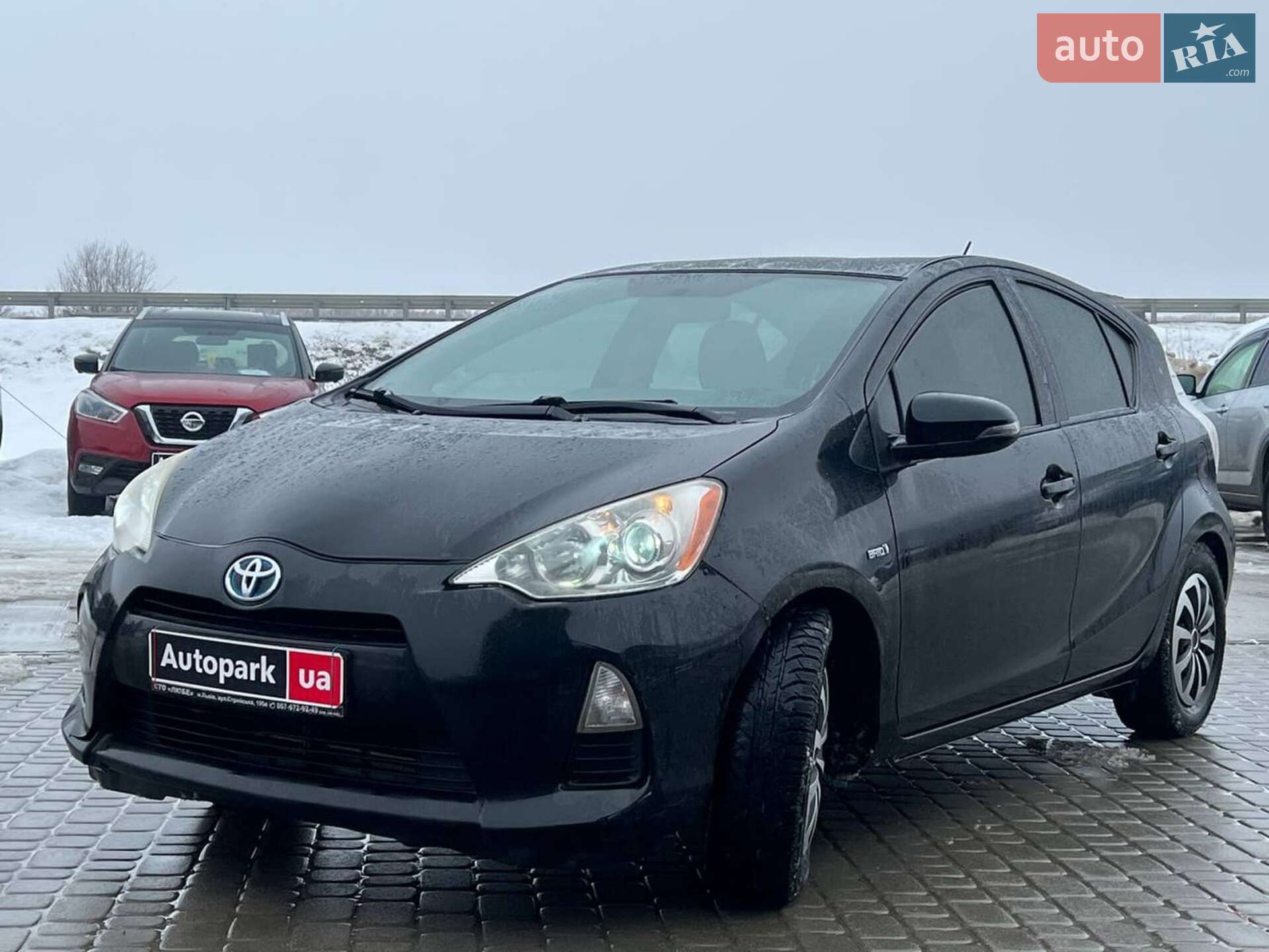 TOYOTA PRIUS 2012