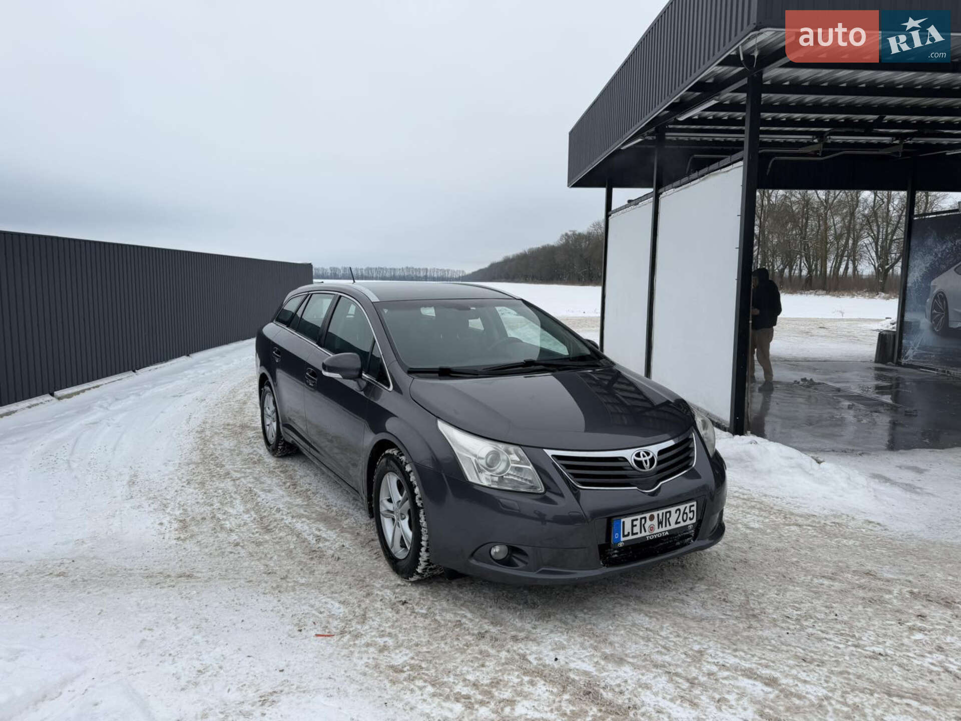 Головне фото звіту автомобіля TOYOTA AVENSIS 2009