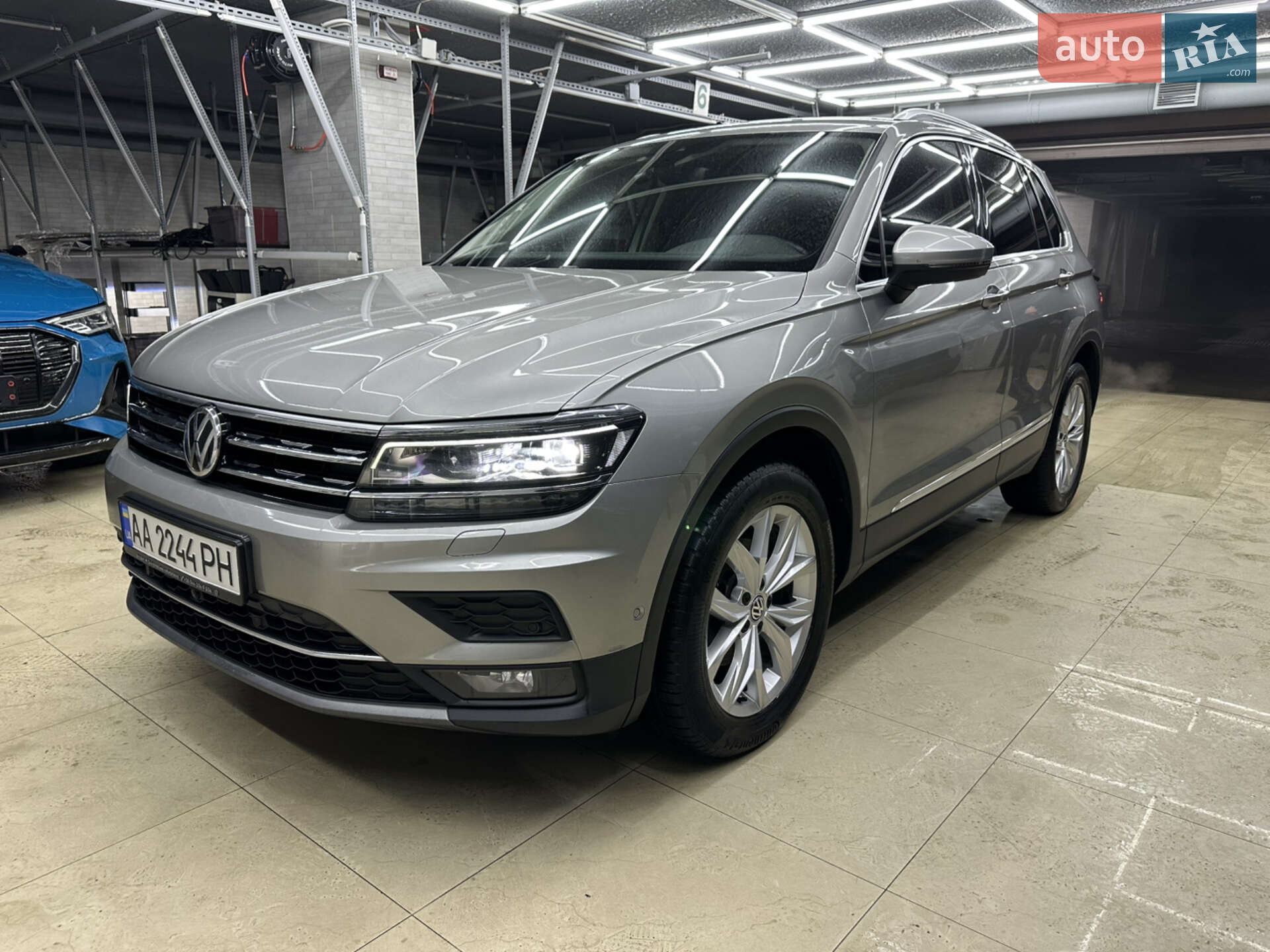 VOLKSWAGEN TIGUAN 2020