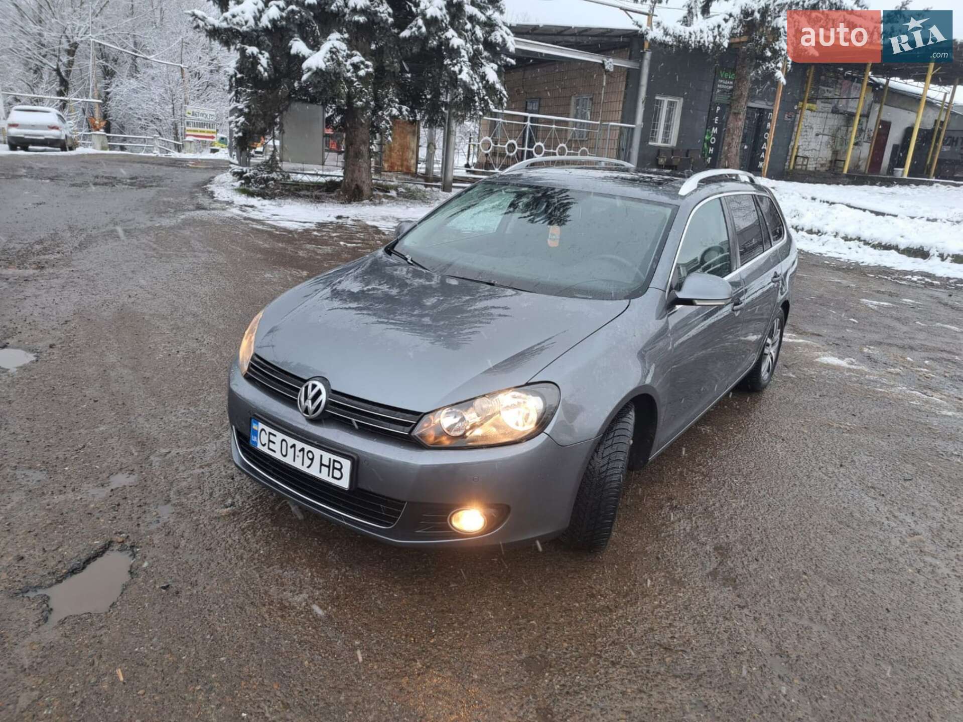 VOLKSWAGEN GOLF 2010