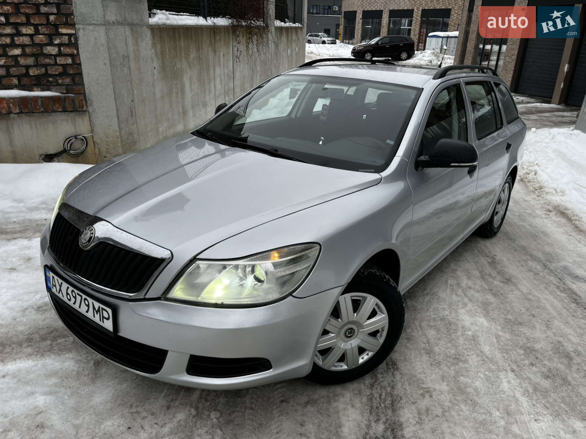 Головне фото звіту автомобіля SKODA OCTAVIA 2011
