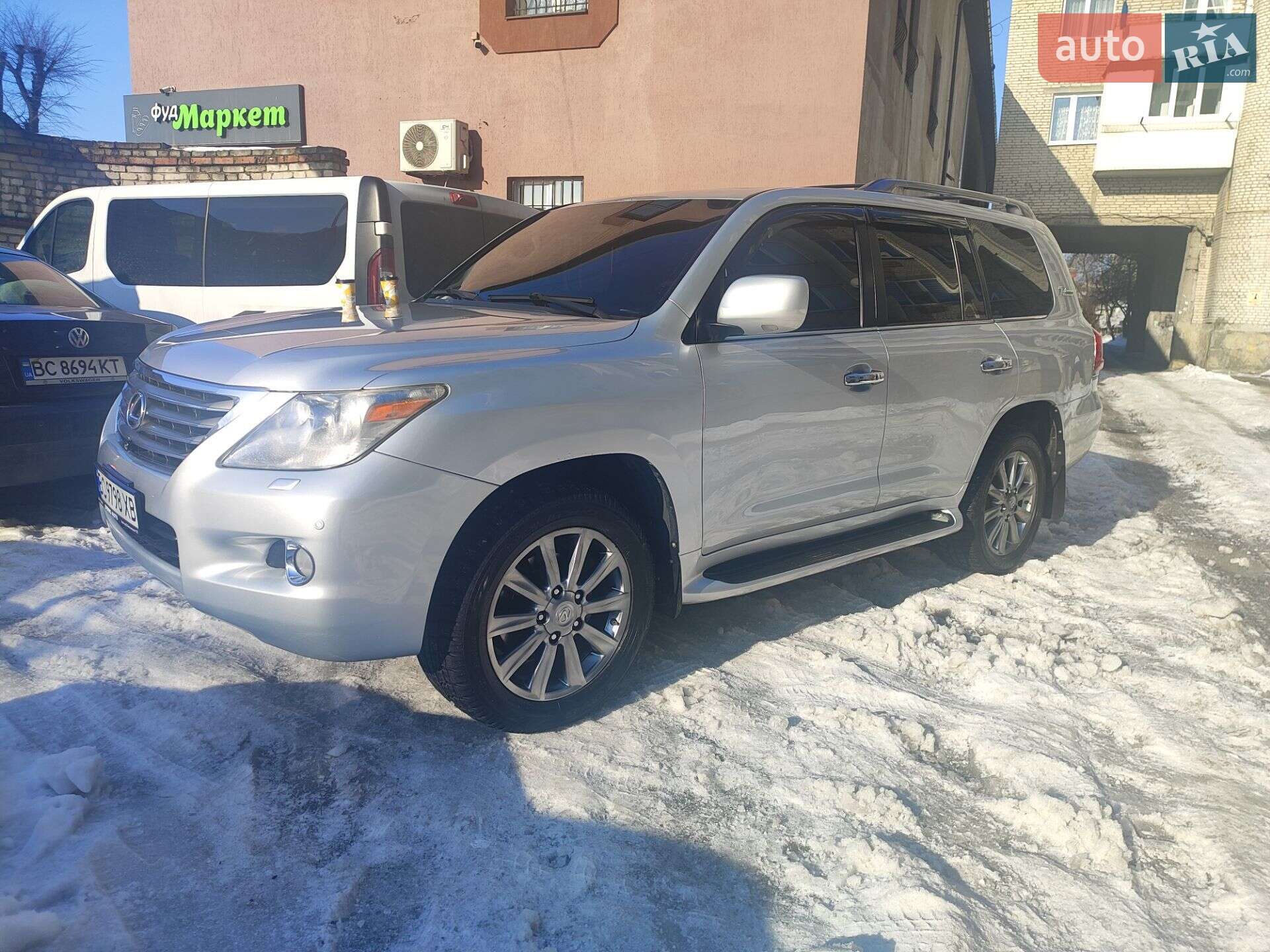 LEXUS LX 570