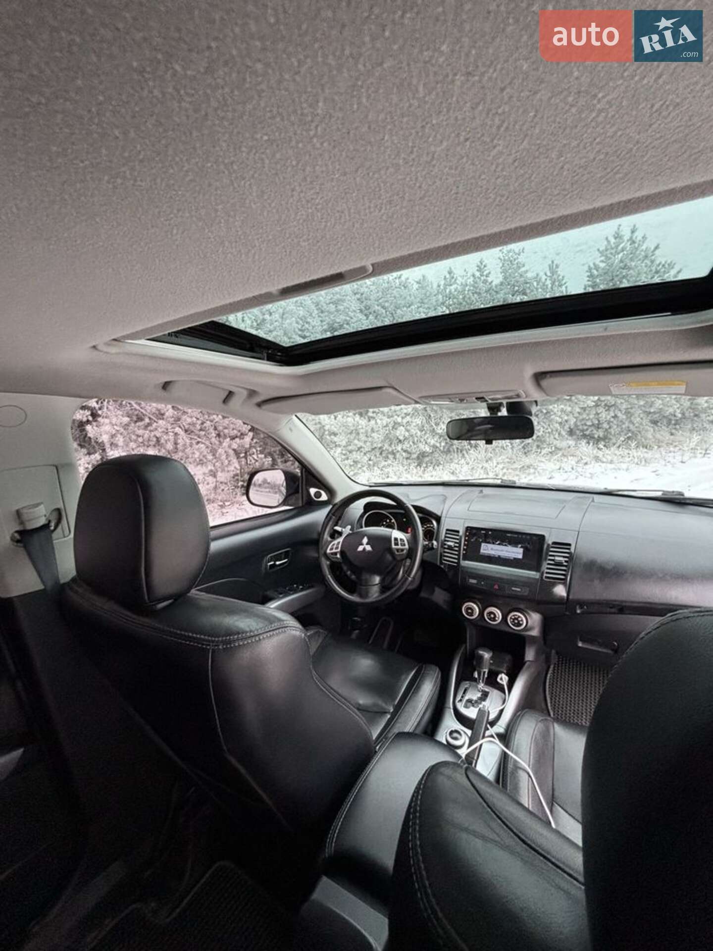 Головне фото звіту автомобіля MITSUBISHI OUTLANDER 2009