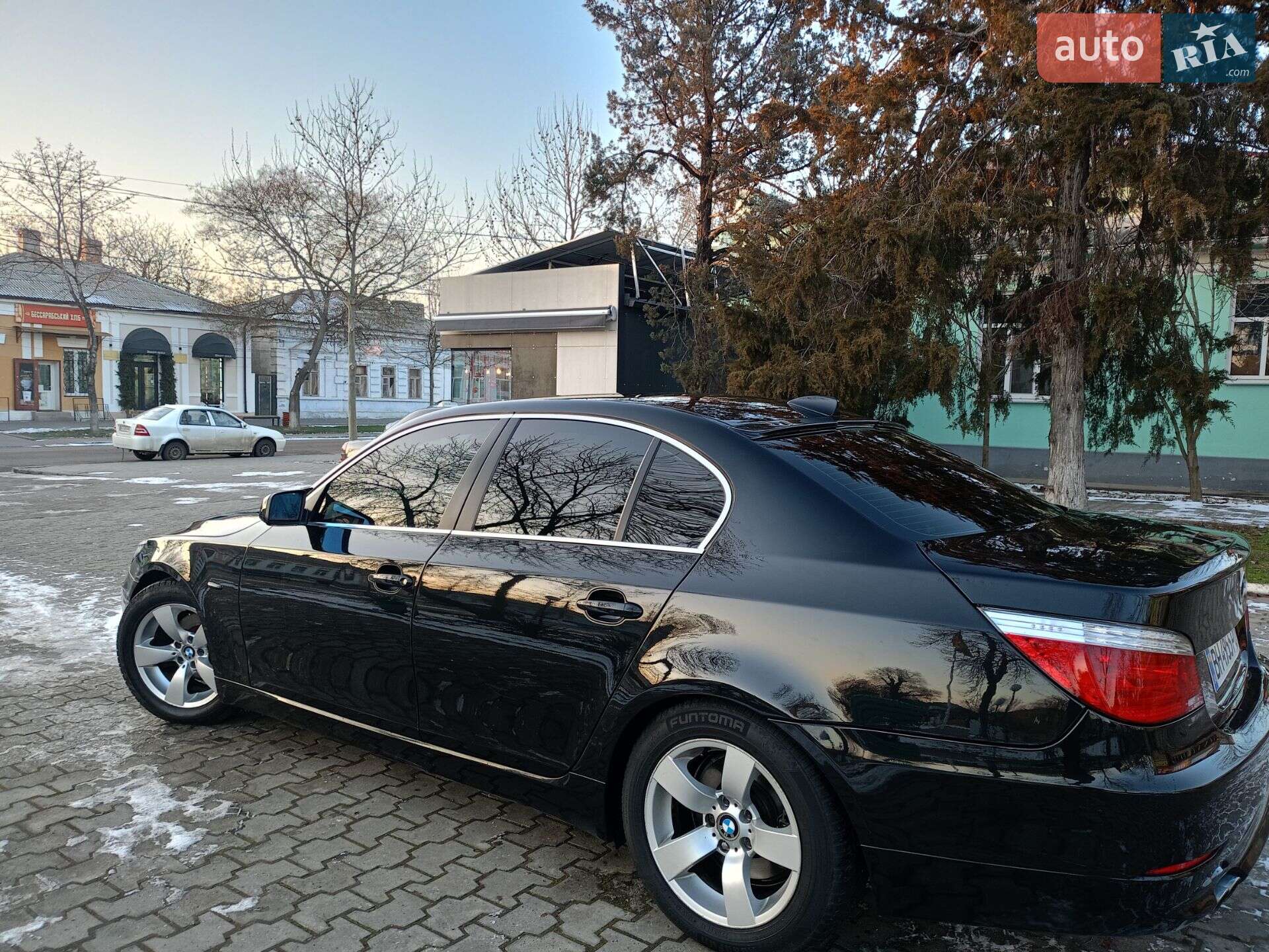 Головне фото звіту автомобіля BMW 523I 2008
