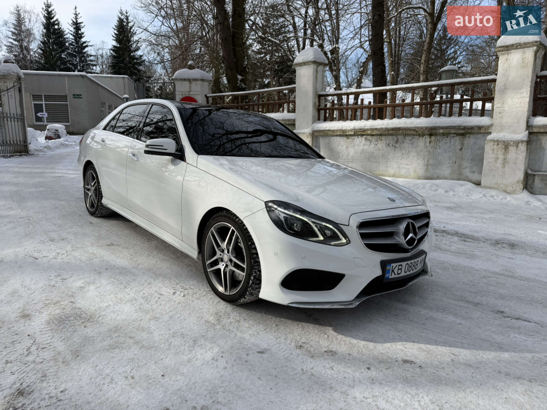 MERCEDES-BENZ E 350 2015
