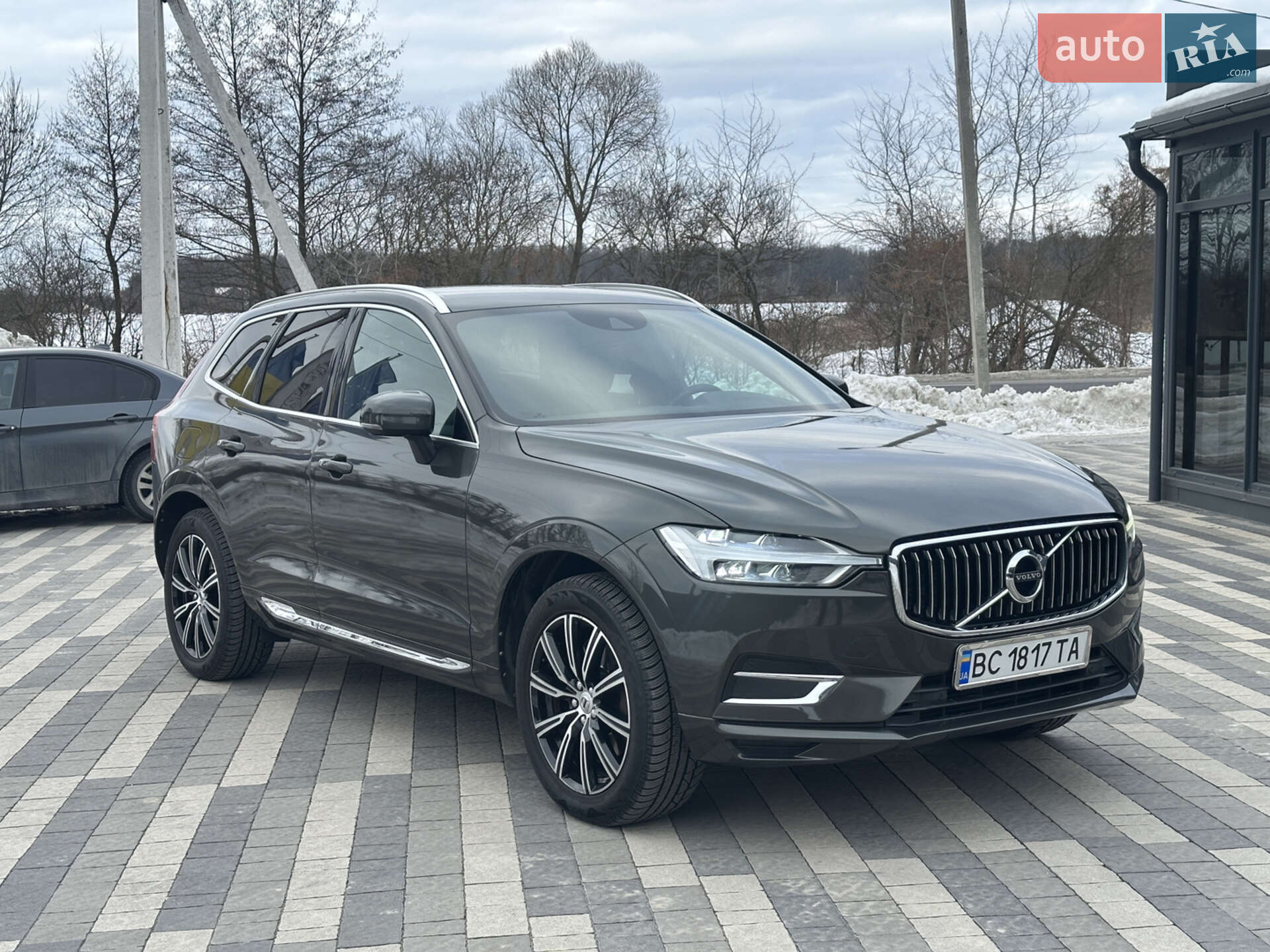 VOLVO XC60 2018