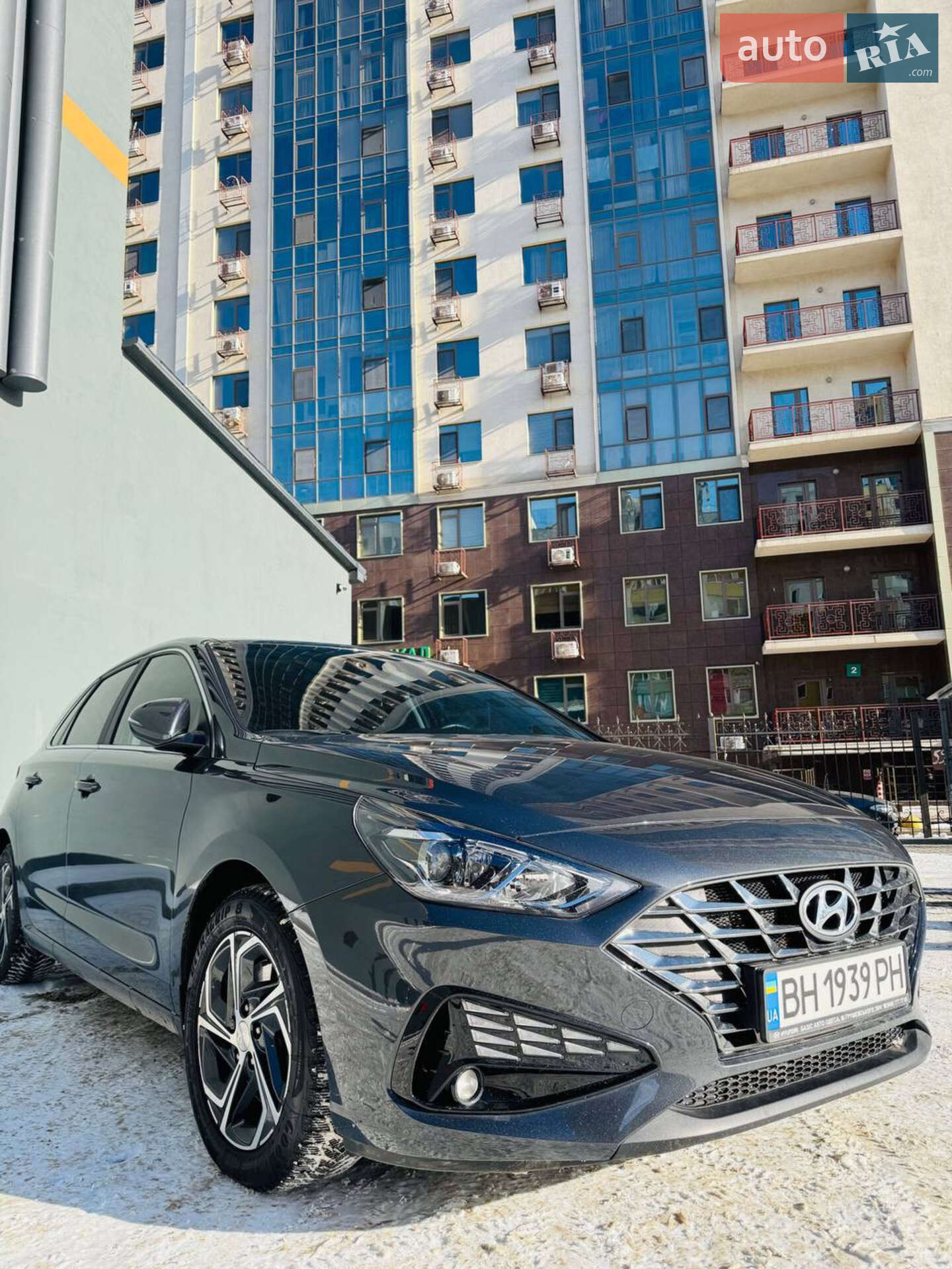 Головне фото звіту автомобіля HYUNDAI I30 2022