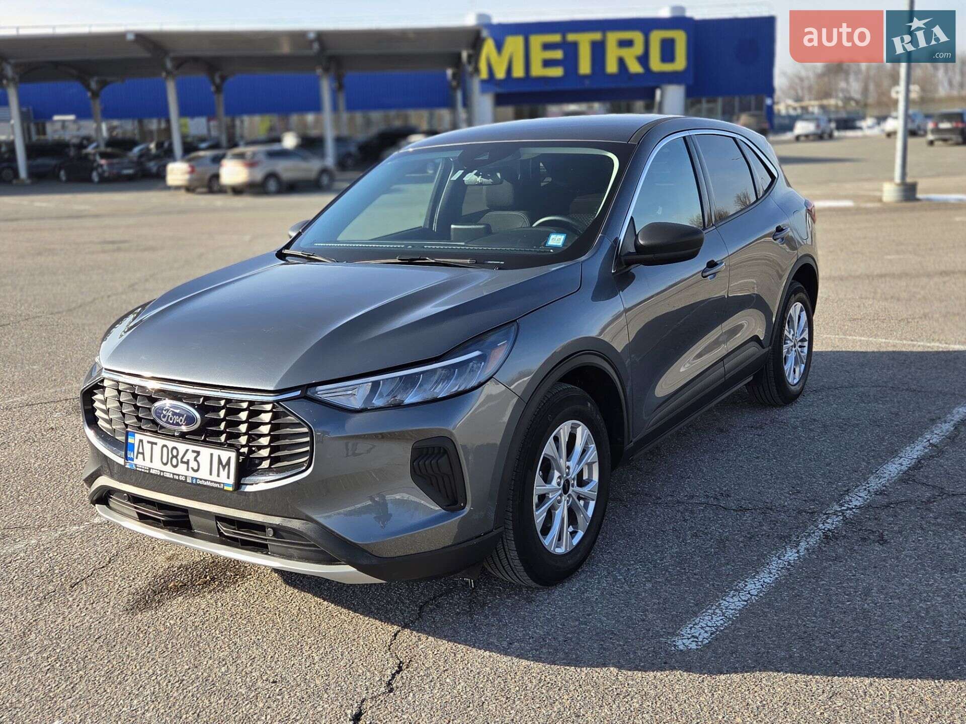 FORD ESCAPE 2023