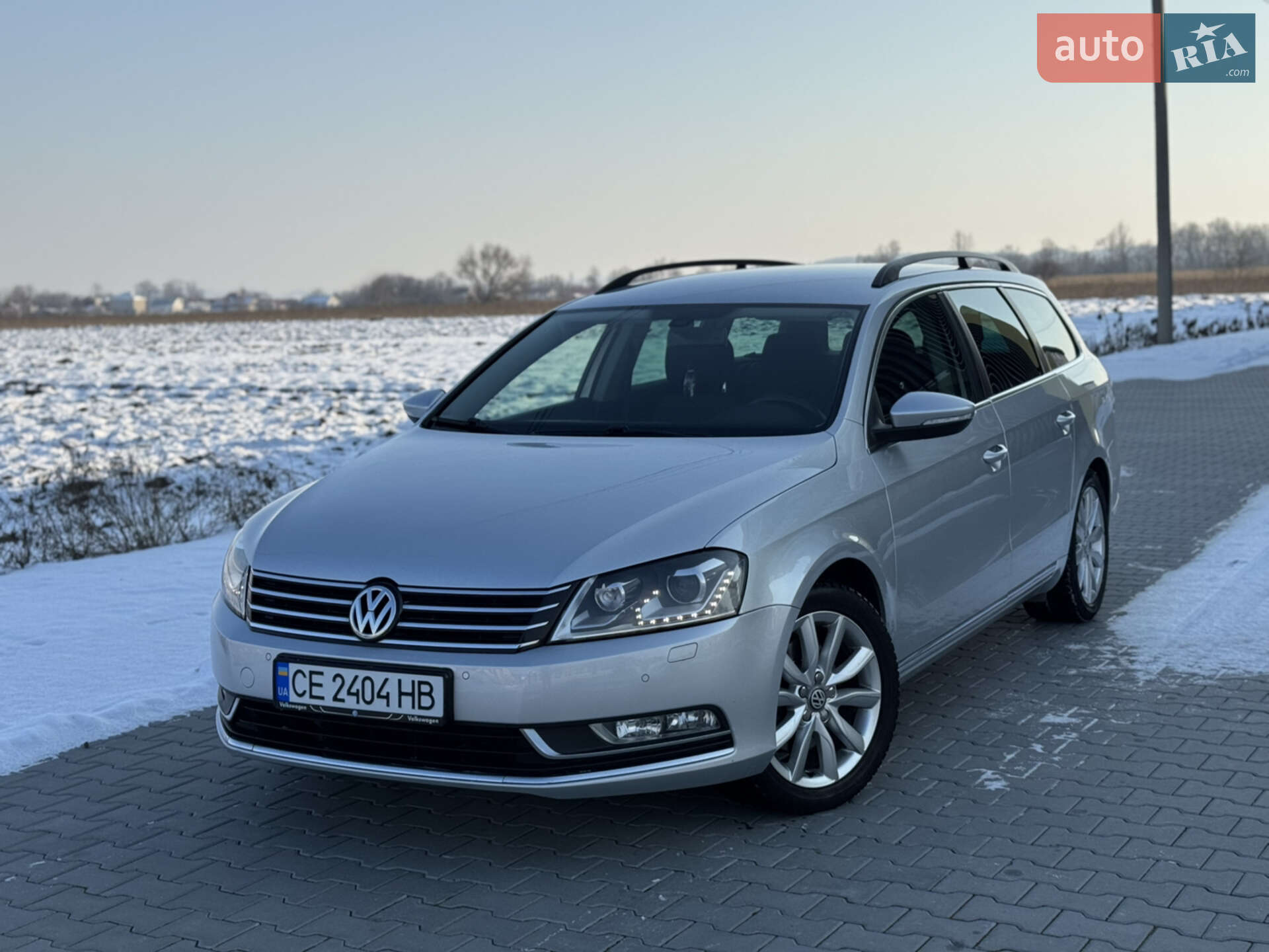 VOLKSWAGEN PASSAT 2013
