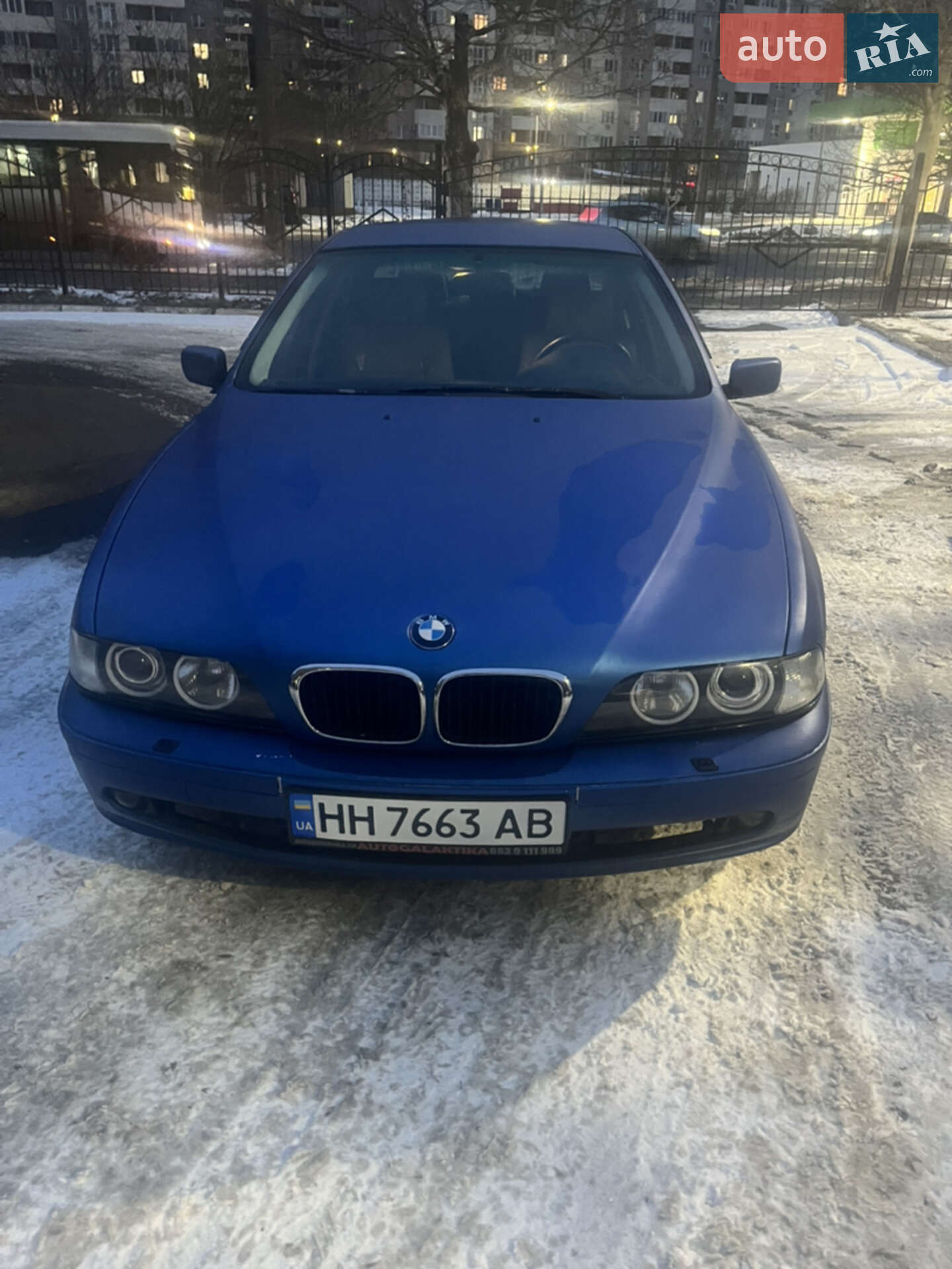 Головне фото звіту автомобіля BMW 523I 1997
