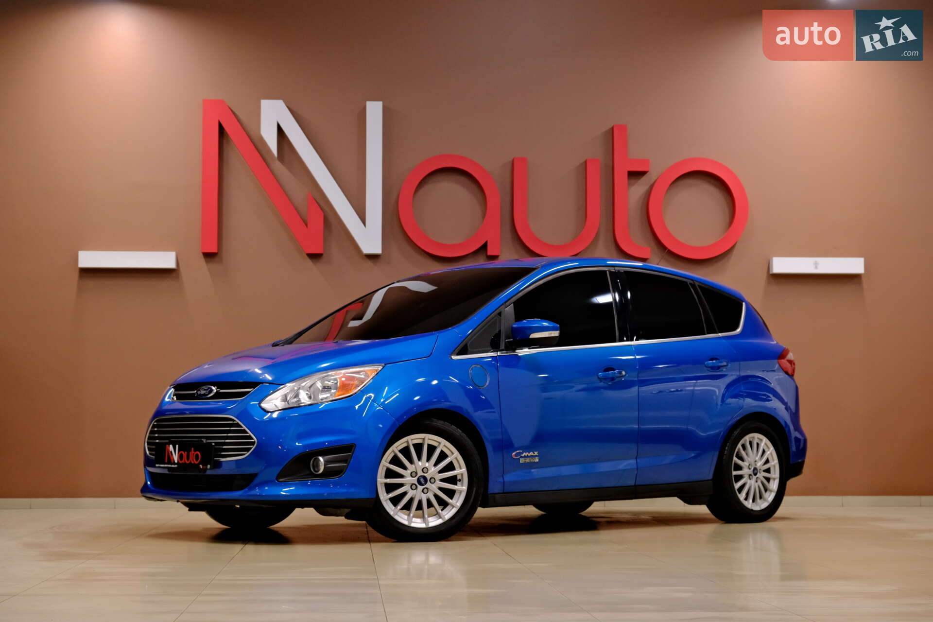 Головне фото звіту автомобіля FORD C-MAX 2014