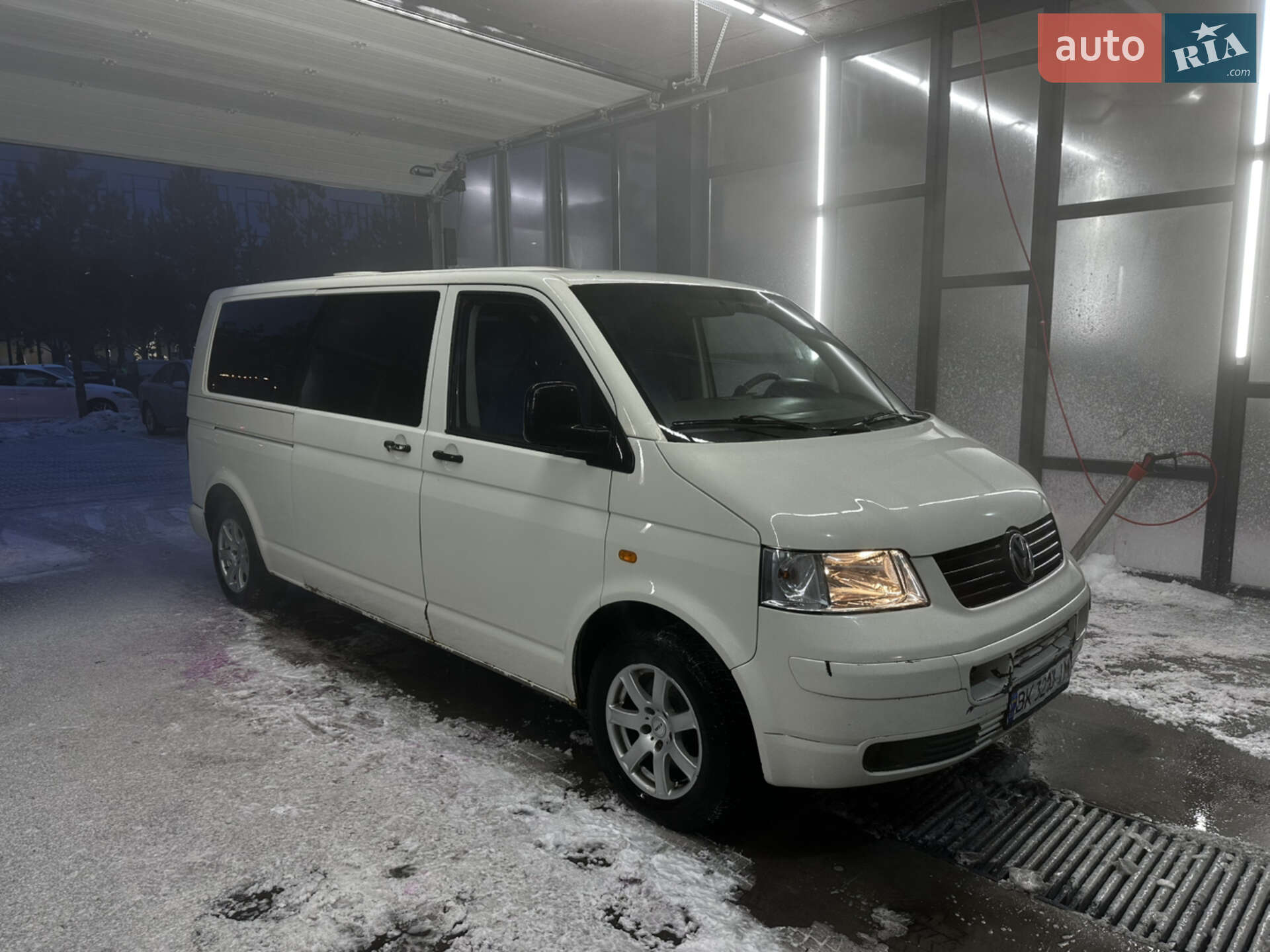 VOLKSWAGEN TRANSPORTER 2006