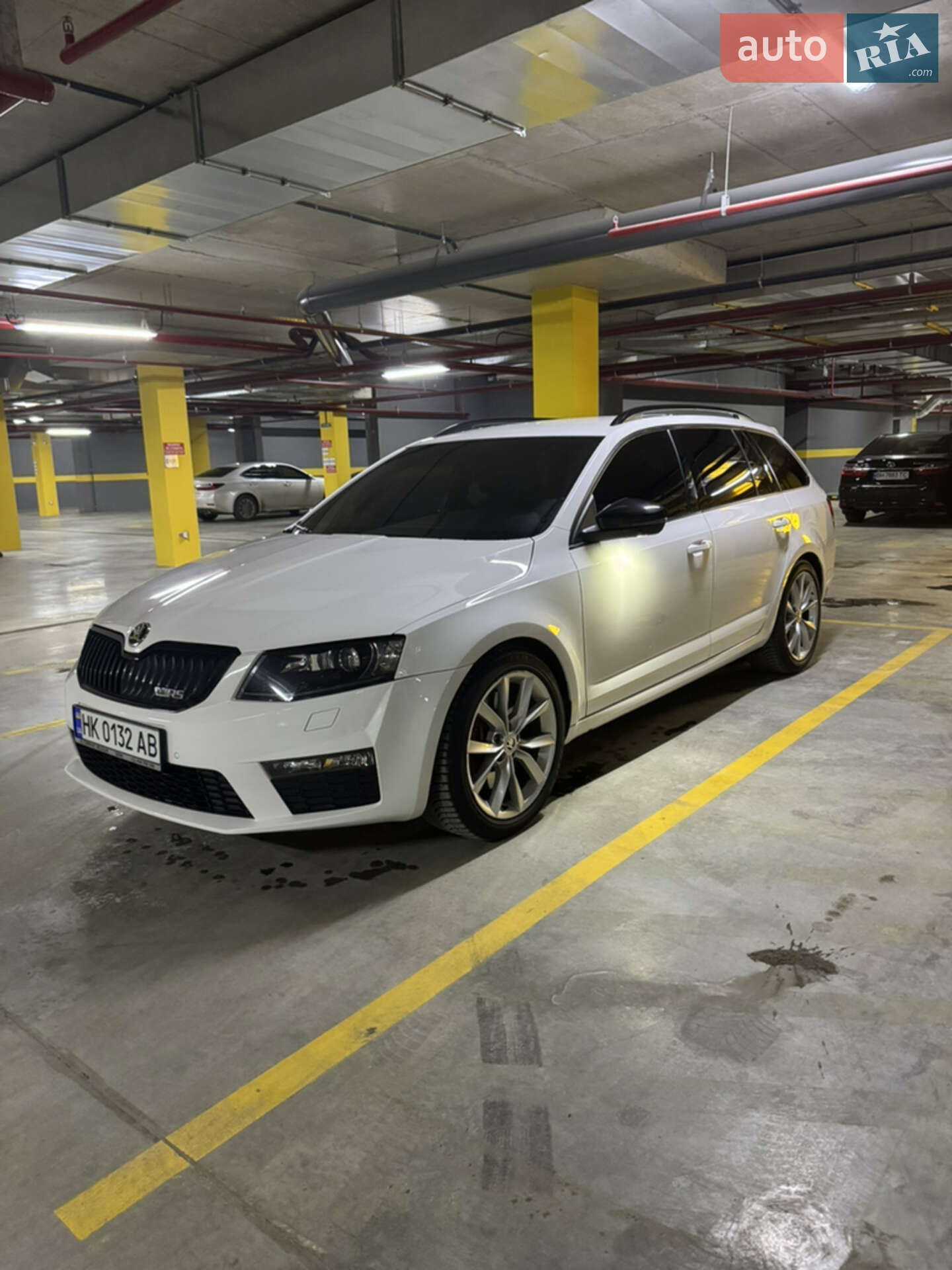Головне фото звіту автомобіля SKODA OCTAVIA 2015