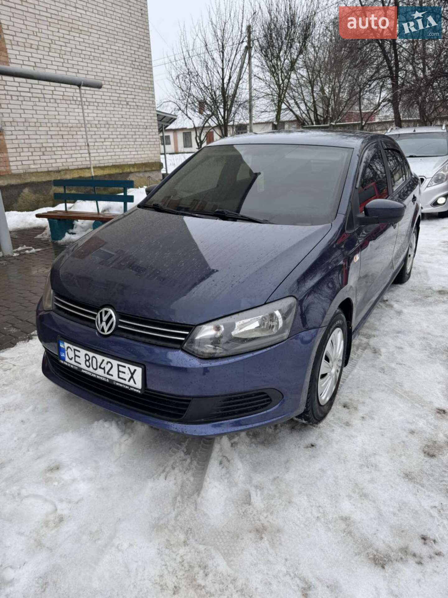 VOLKSWAGEN POLO 2011