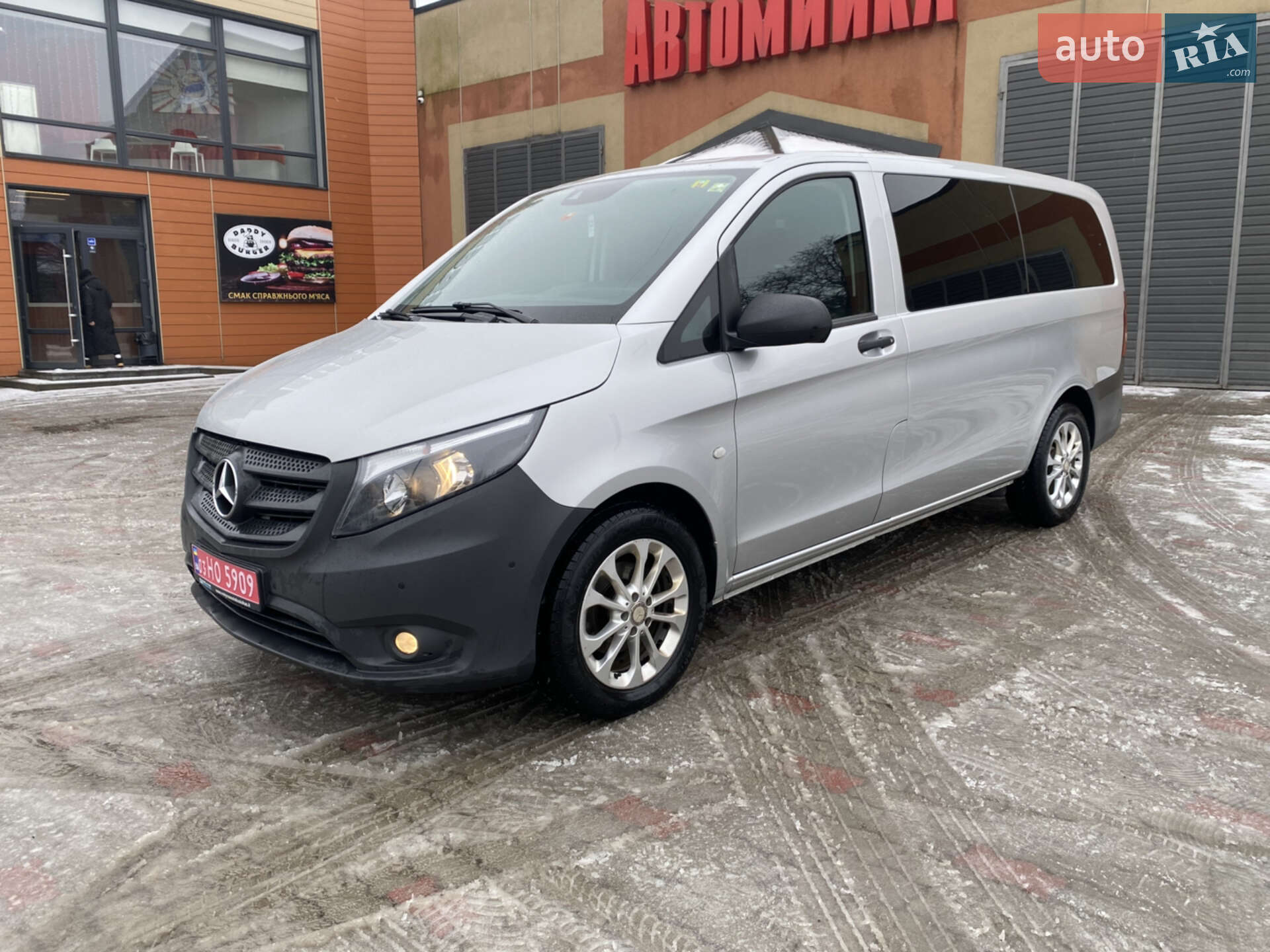 MERCEDES-BENZ VITO TOURER 2017