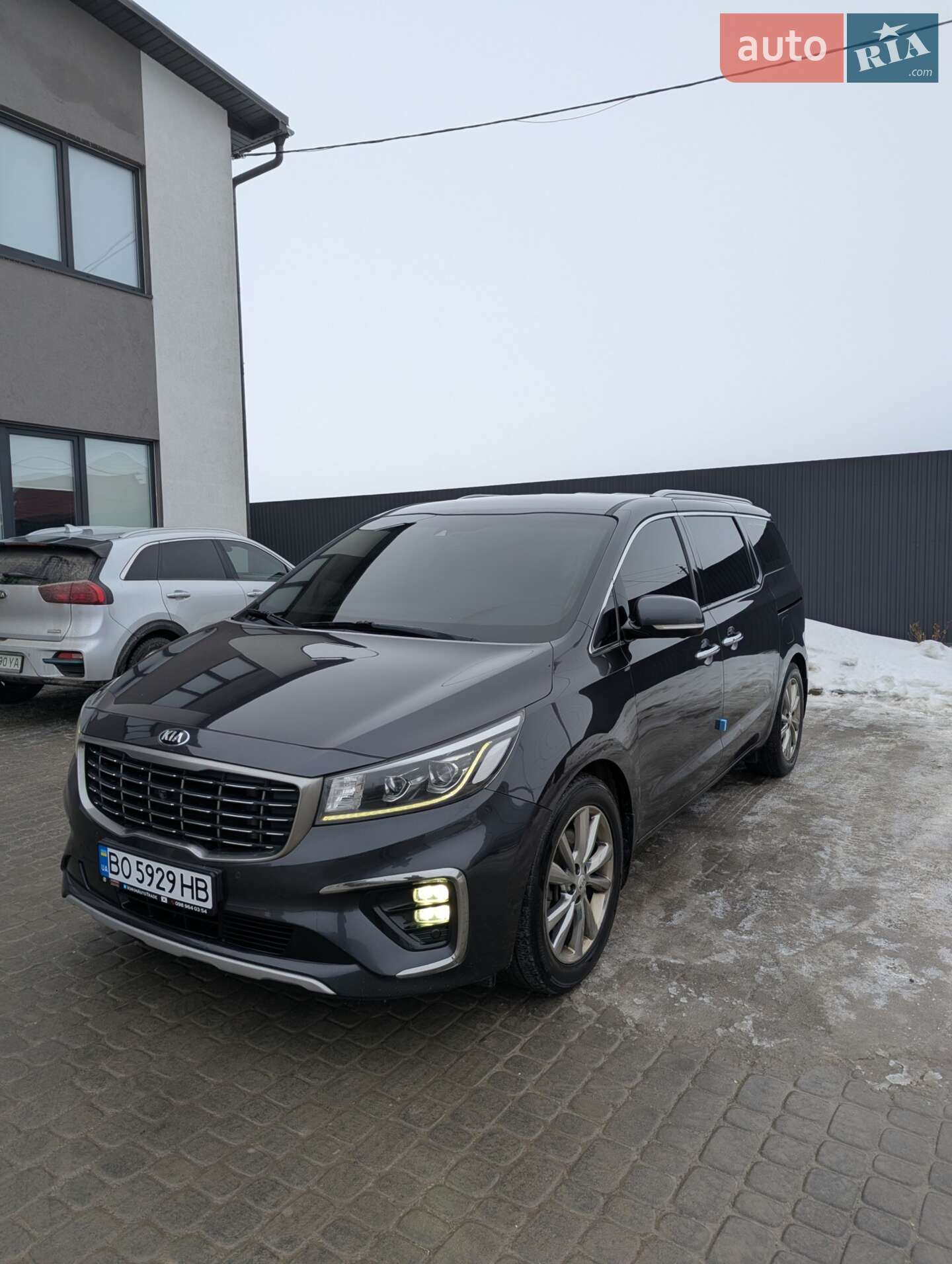 KIA CARNIVAL 2018
