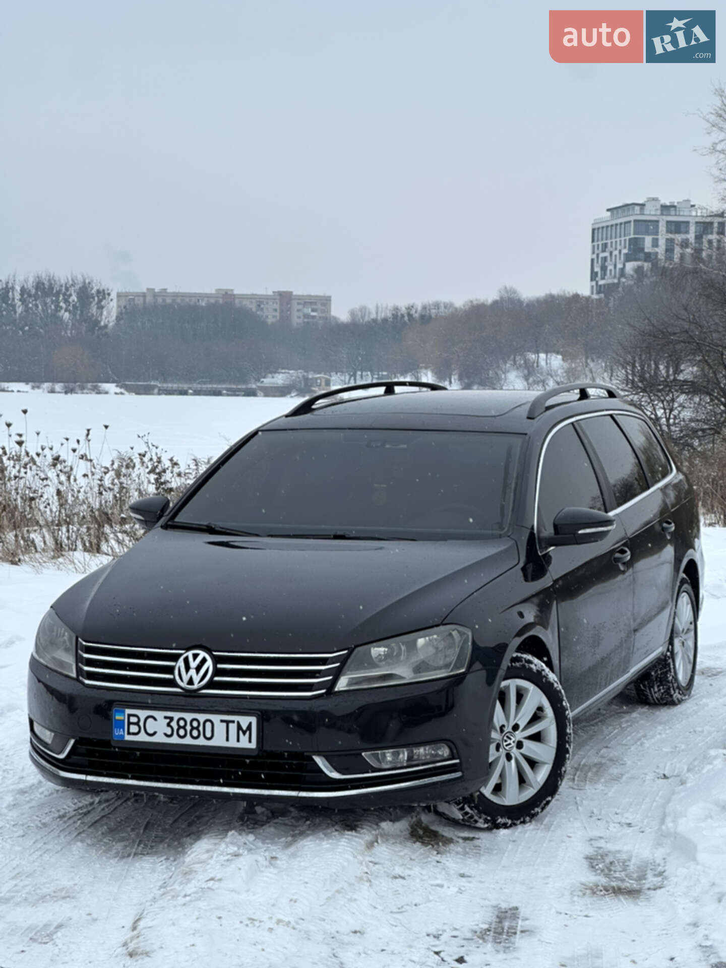 VOLKSWAGEN PASSAT 2010
