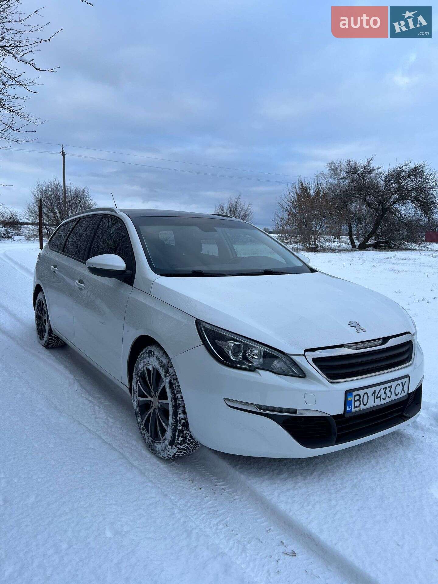 Головне фото звіту автомобіля PEUGEOT 308 2015