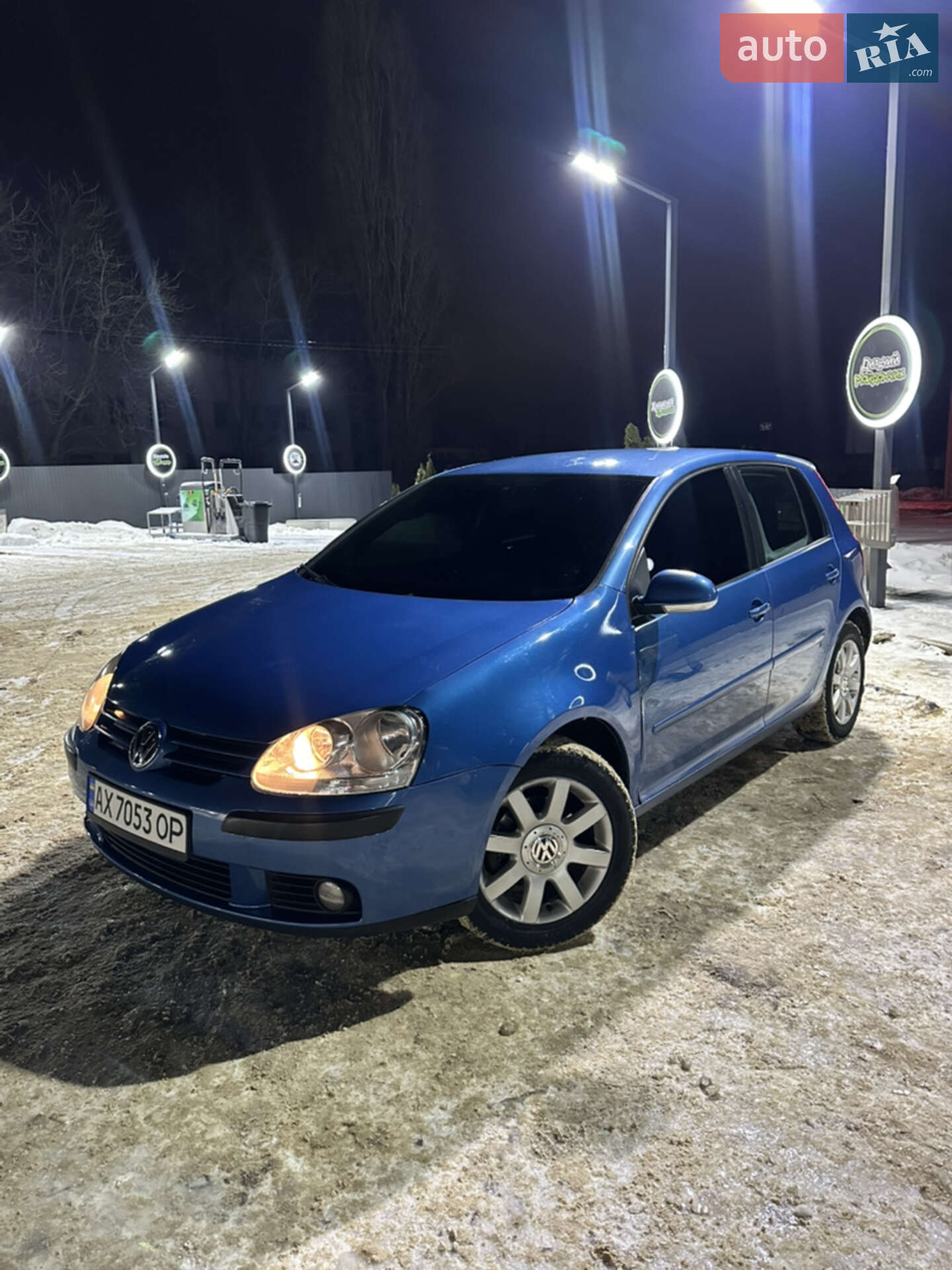 VOLKSWAGEN GOLF 2004