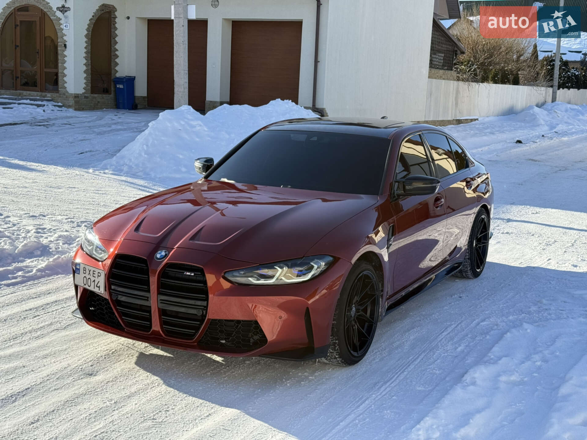 Головне фото звіту автомобіля BMW 330I 2019