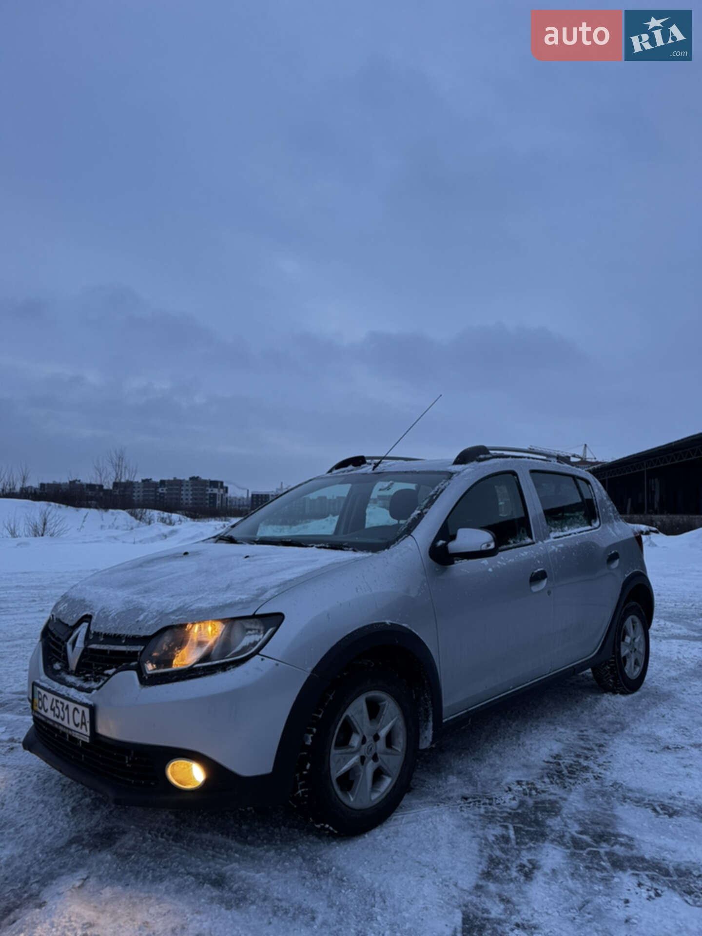 RENAULT SANDERO 2016