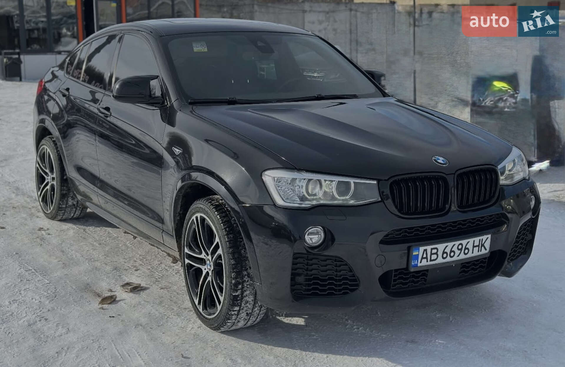 Головне фото звіту автомобіля BMW X4 2015