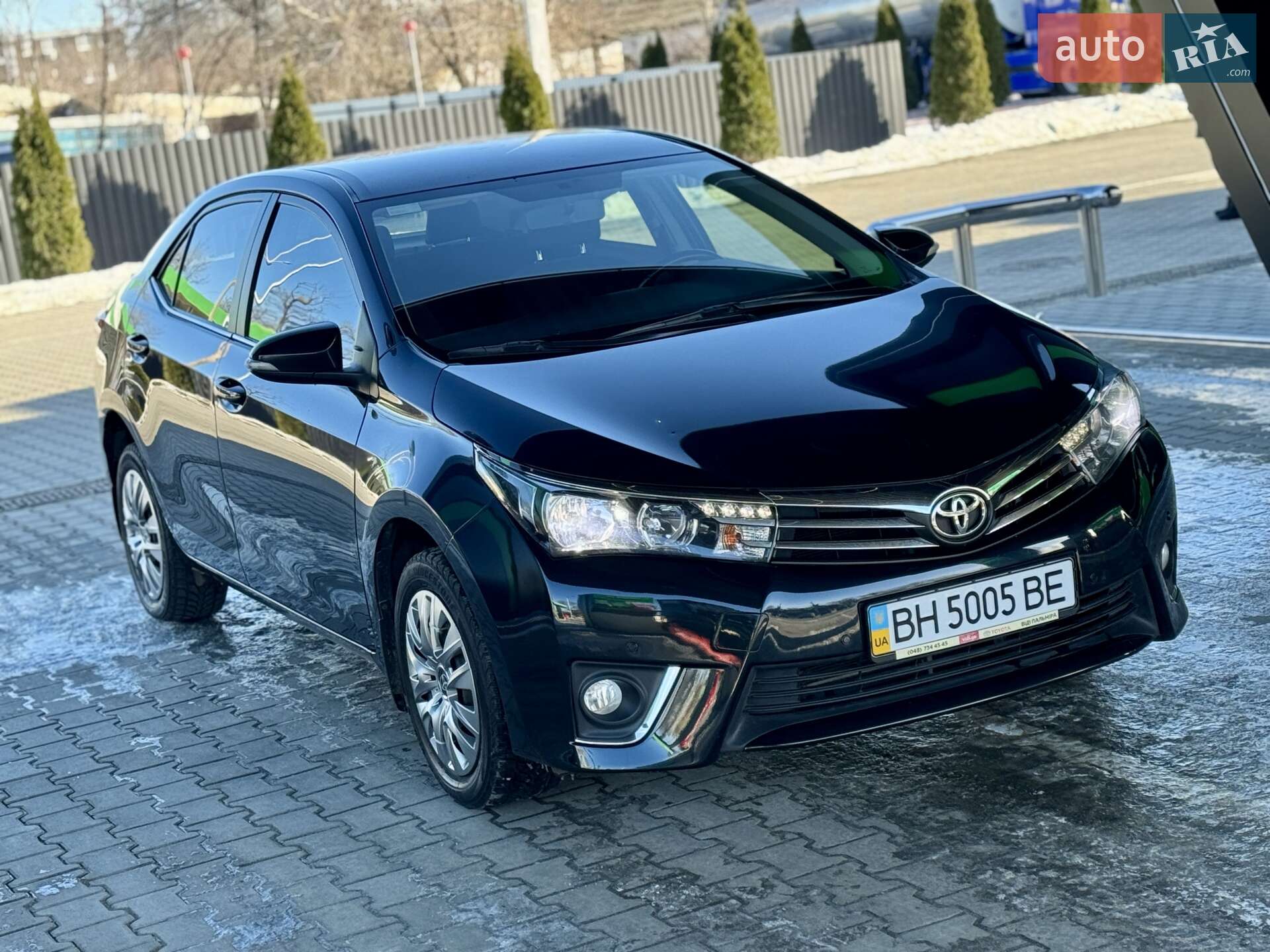 TOYOTA COROLLA 2015