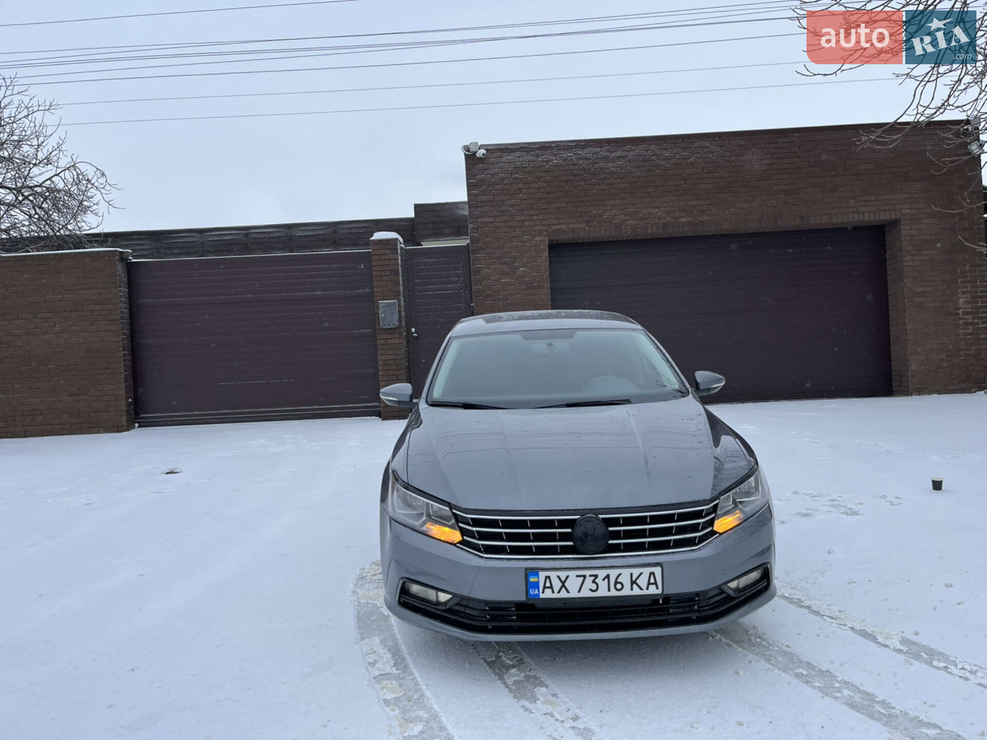 VOLKSWAGEN PASSAT 2017