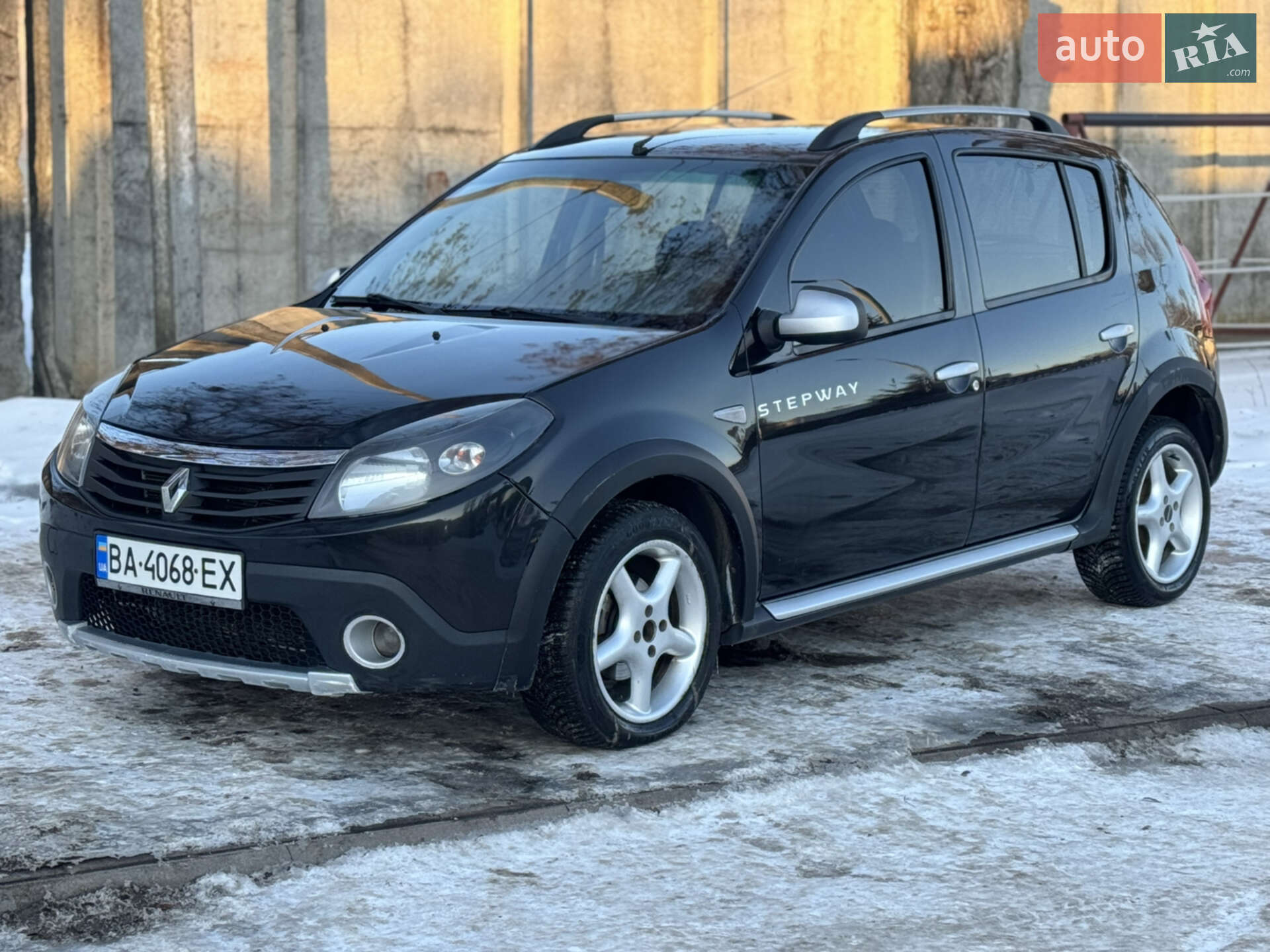 RENAULT SANDERO 2013