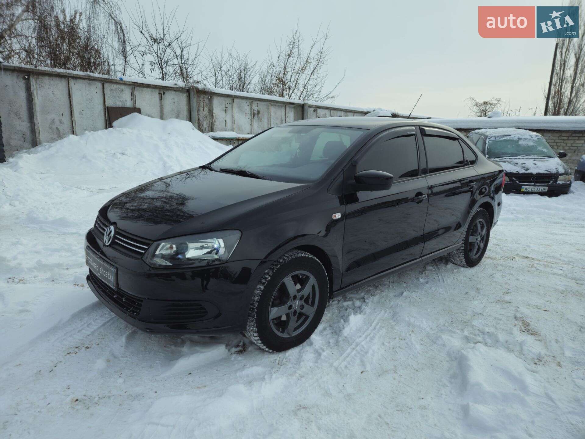 VOLKSWAGEN POLO 2011