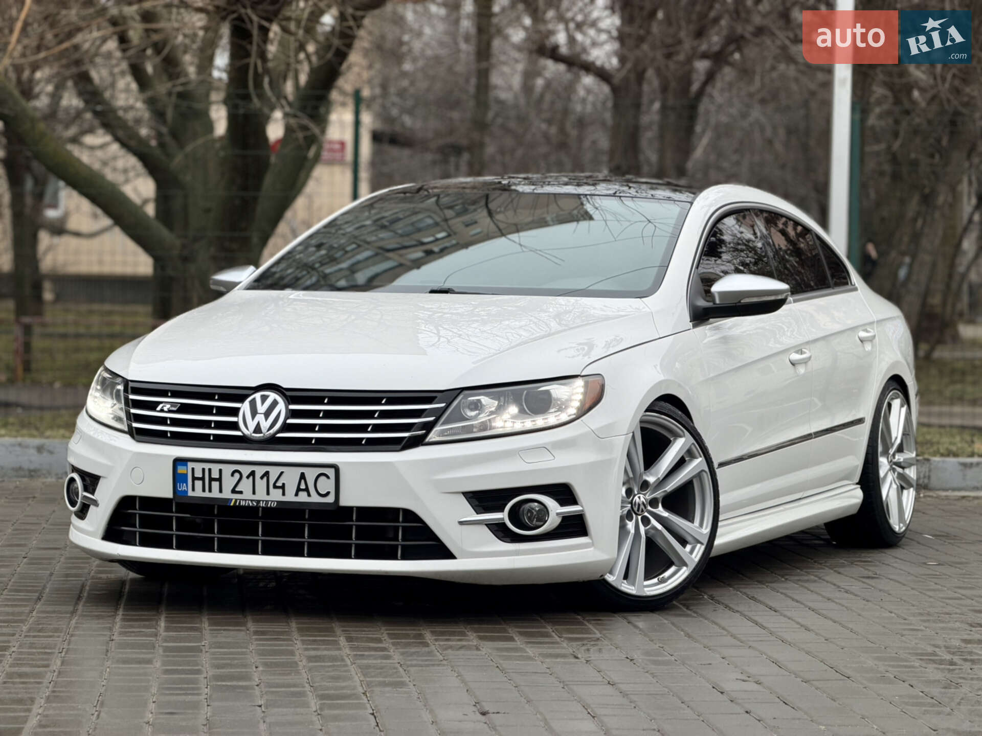 VOLKSWAGEN PASSAT 2013