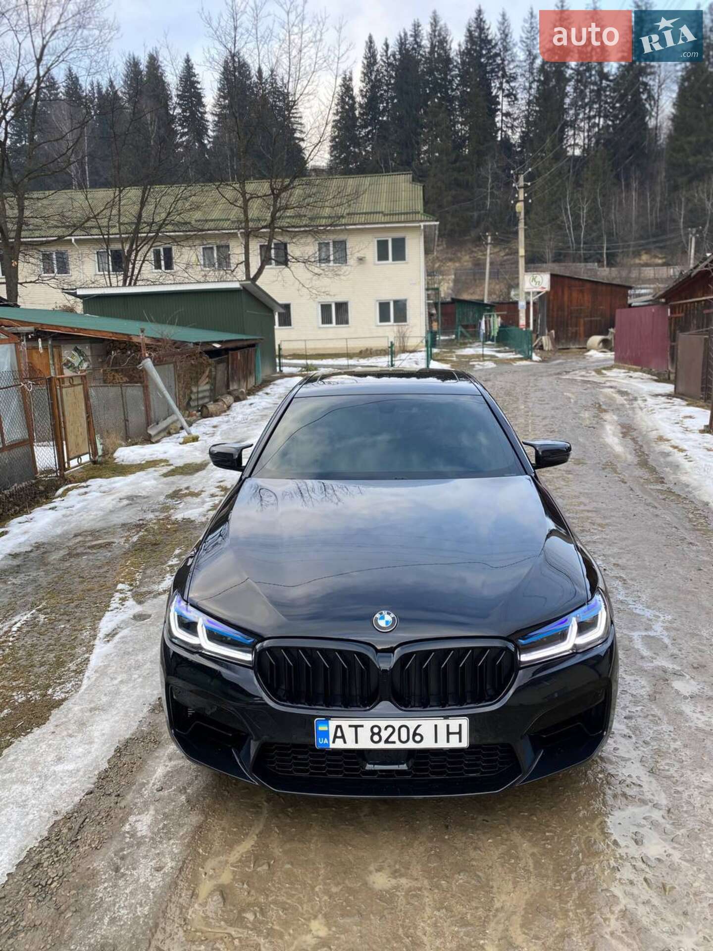 Головне фото звіту автомобіля BMW 540I 2017