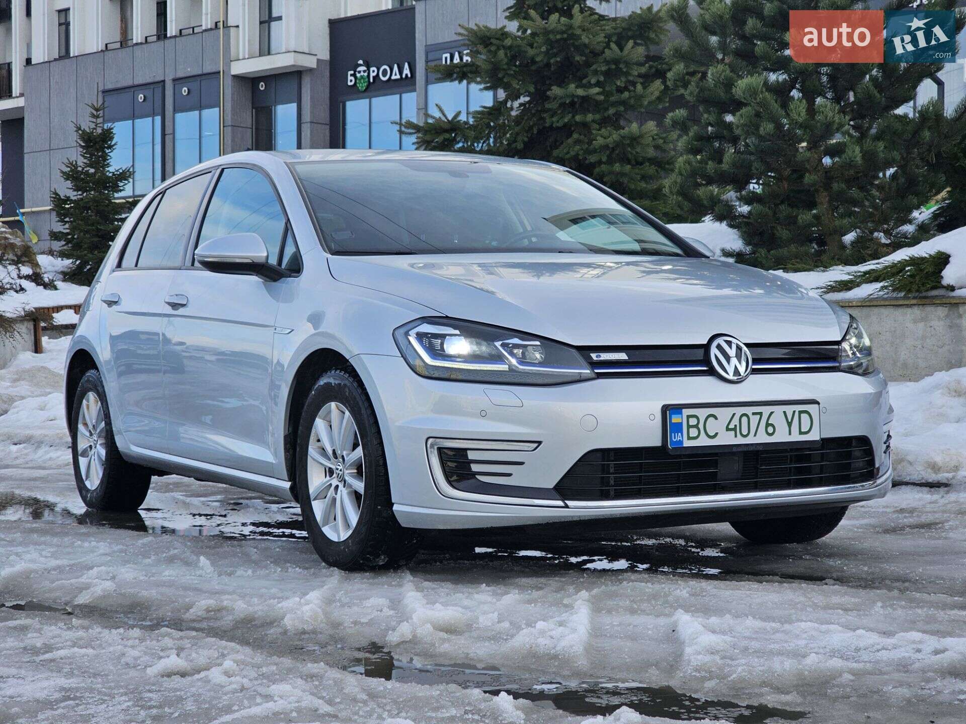 VOLKSWAGEN E-GOLF 2019
