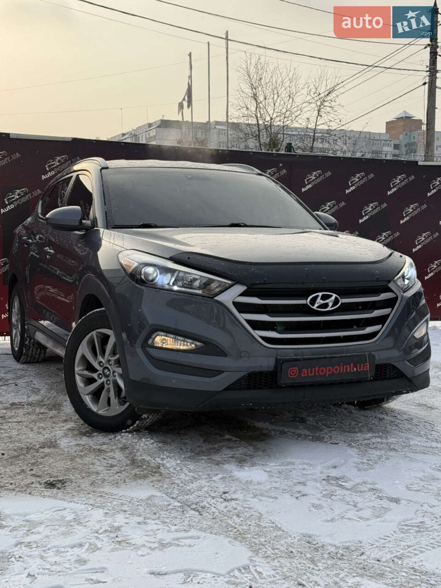 Головне фото звіту автомобіля HYUNDAI TUCSON 2017