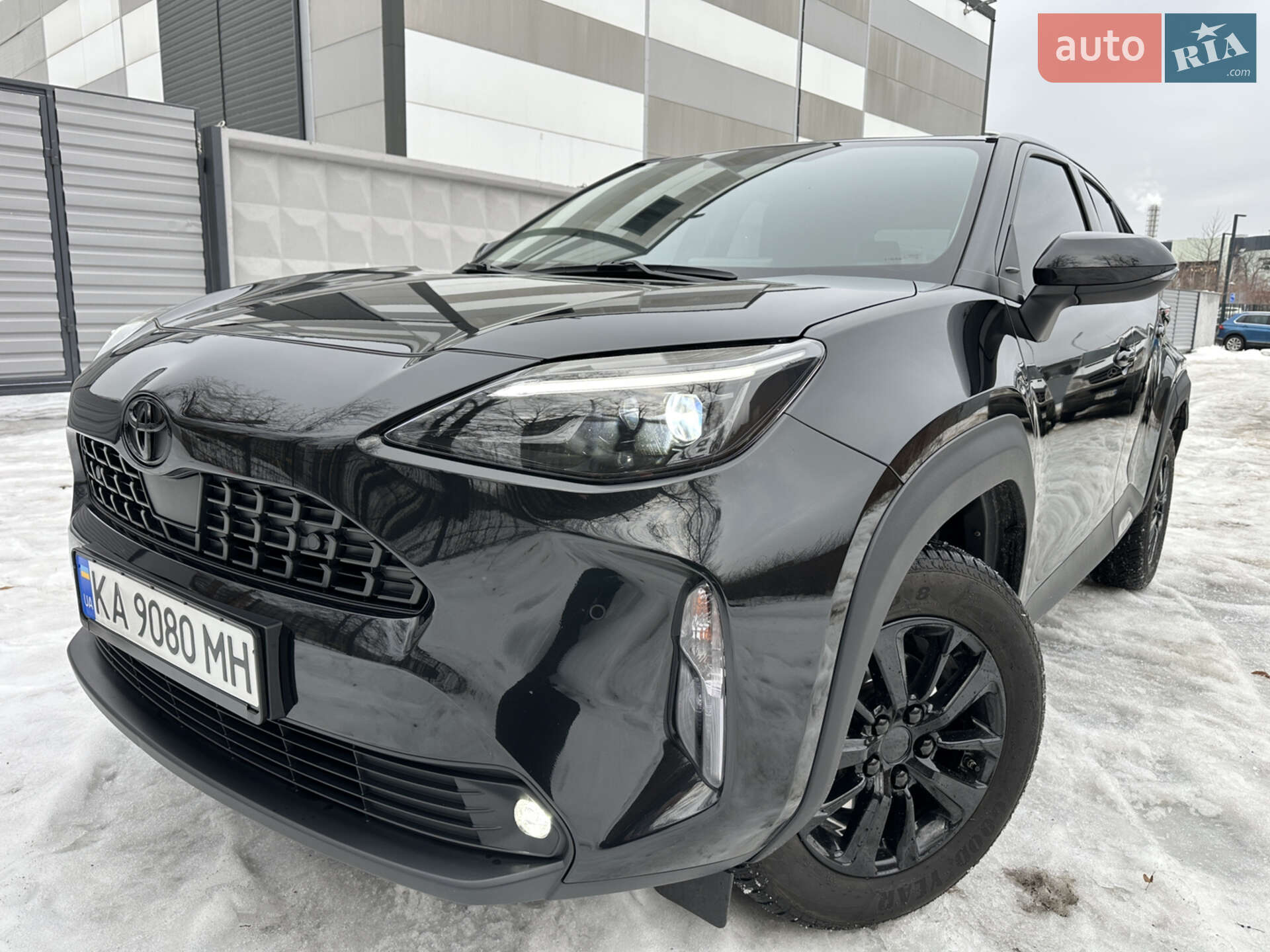 TOYOTA YARIS CROSS 2021